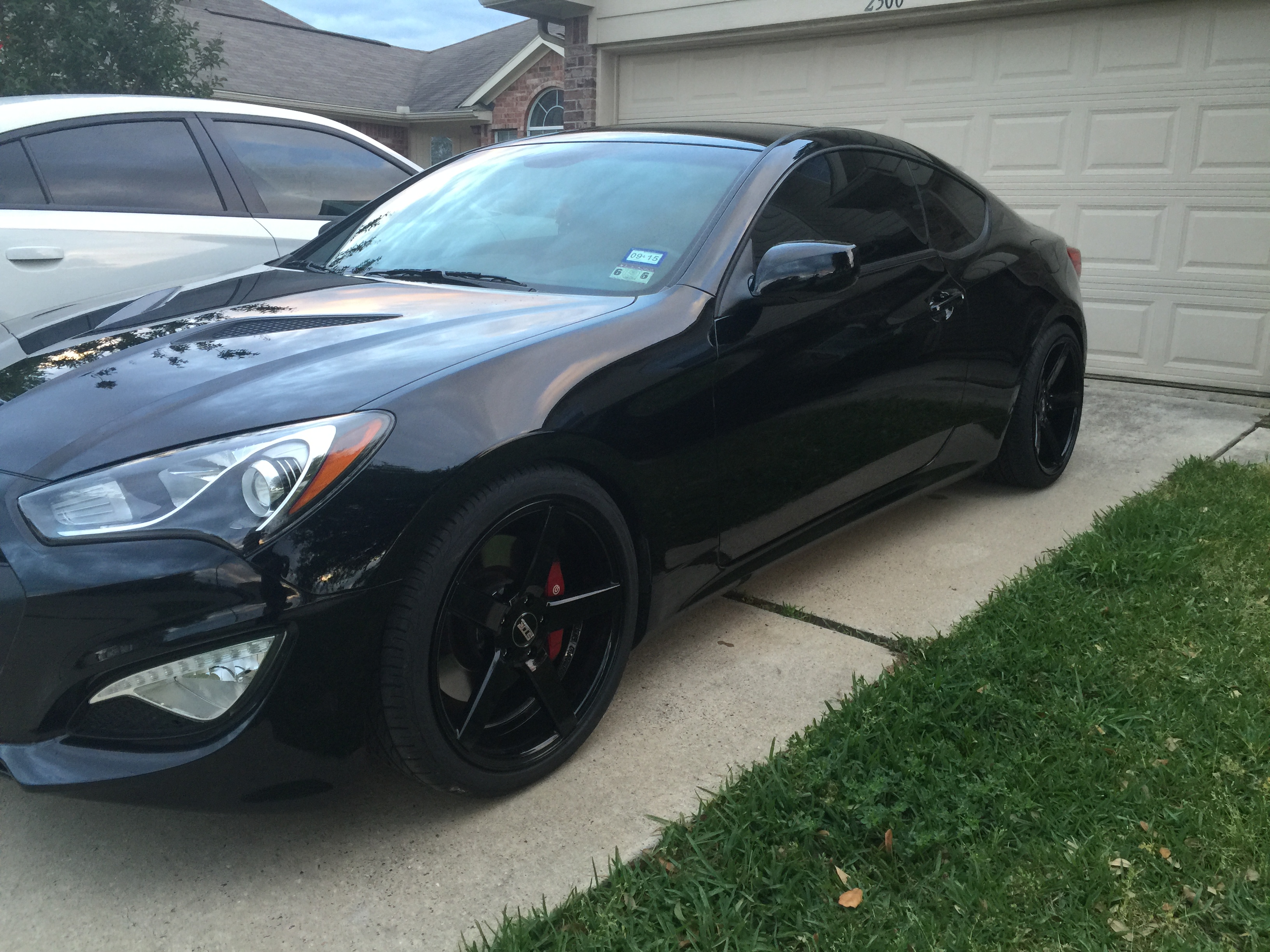 photo 4 Hyundai Genesis Coupe custom wheels   19x8.5, ET +30, tire size 245/35 R19. 19x10.0 ET+35 275/30 R19