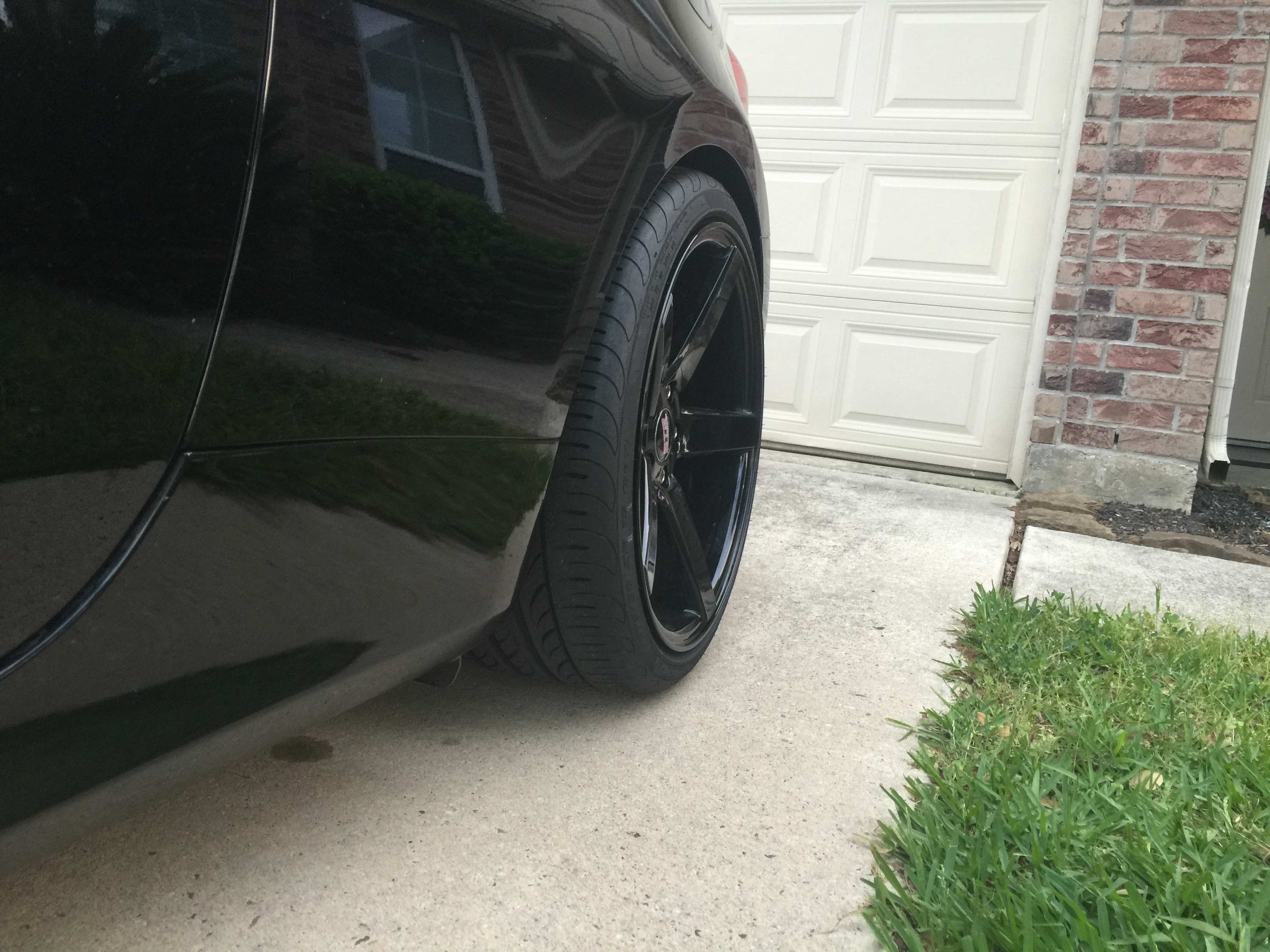 photo 5 Hyundai Genesis Coupe custom wheels   19x8.5, ET +30, tire size 245/35 R19. 19x10.0 ET+35 275/30 R19