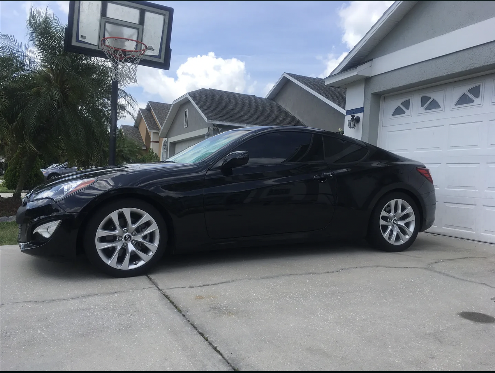 photo 2 Hyundai Genesis Coupe custom wheels   20x8.5, ET +20, tire size 265/30 R20. 20x10.0 ET+25 295/30 R20