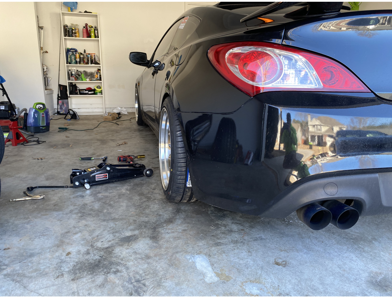 photo 3 Hyundai Genesis Coupe custom wheels 18x9.5, ET +22, tire size 245/35 R18. 18x10.5 ET+22 275/35 R18