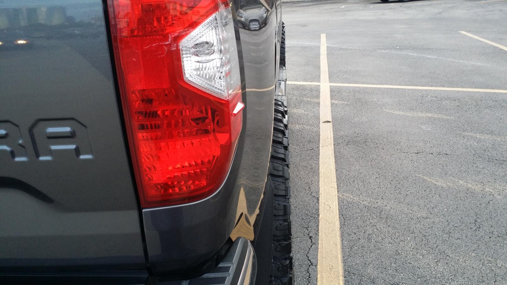 photo 1 Toyota Tundra custom wheels   18x8.0, ET +23, tire size 35X12.5 R18. x ET