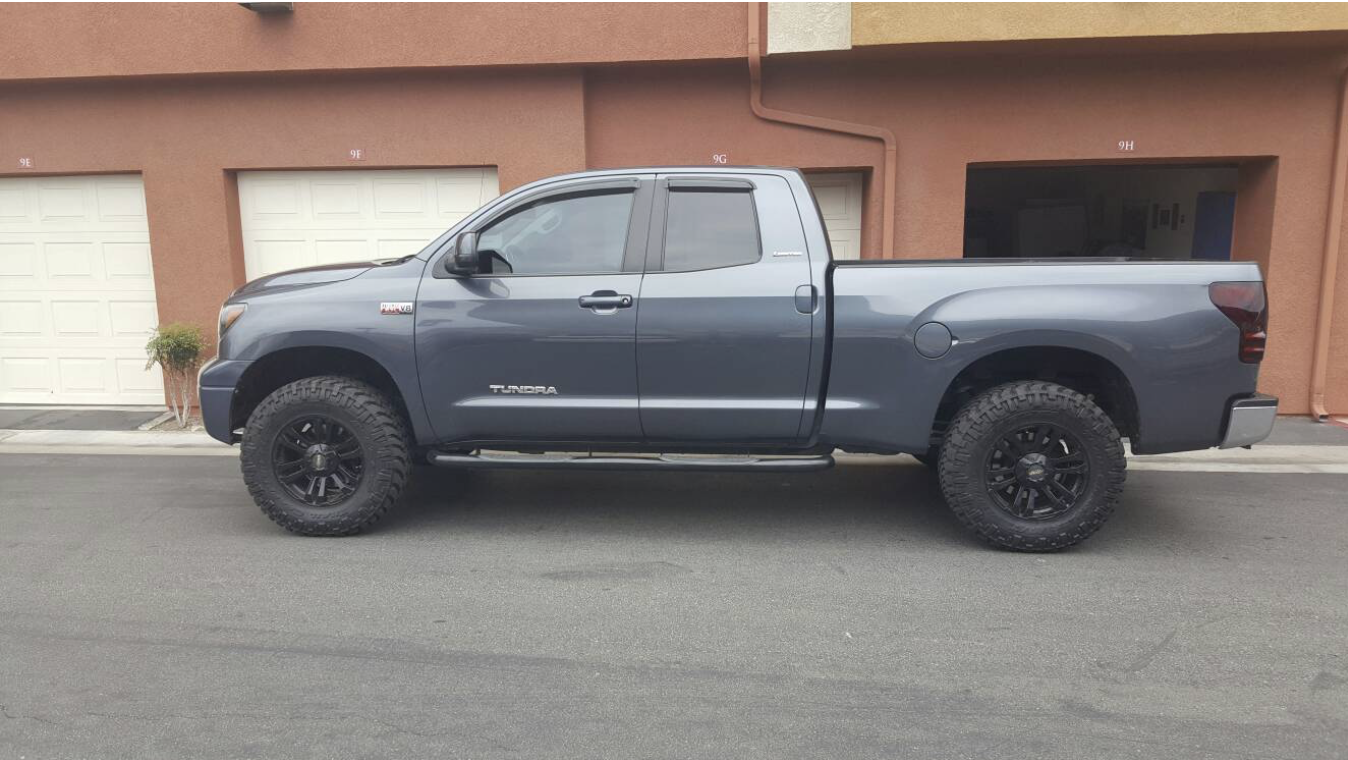 photo 1 Toyota Tundra custom wheels   18x, ET , tire size 295/70 R18. x ET