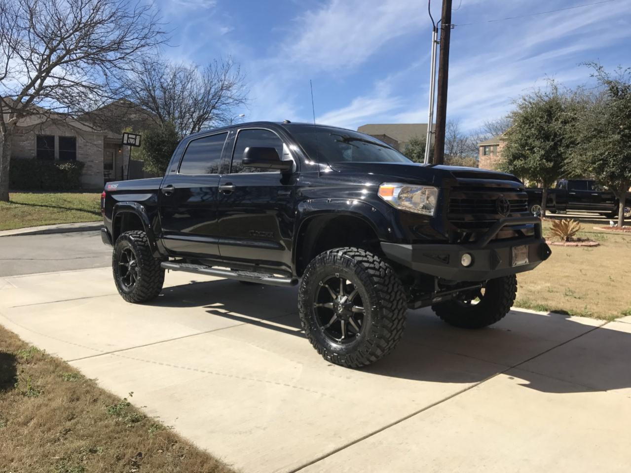 photo 1 Toyota Tundra custom wheels   20x13.5, ET , tire size 34X13.5 R20. x ET 
