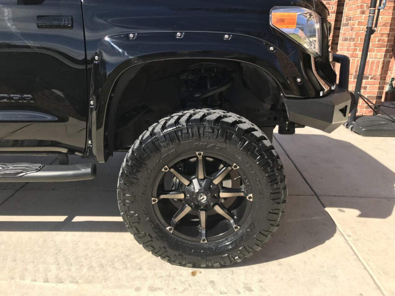 photo 2 Toyota Tundra custom wheels   20x13.5, ET , tire size 34X13.5 R20. x ET 