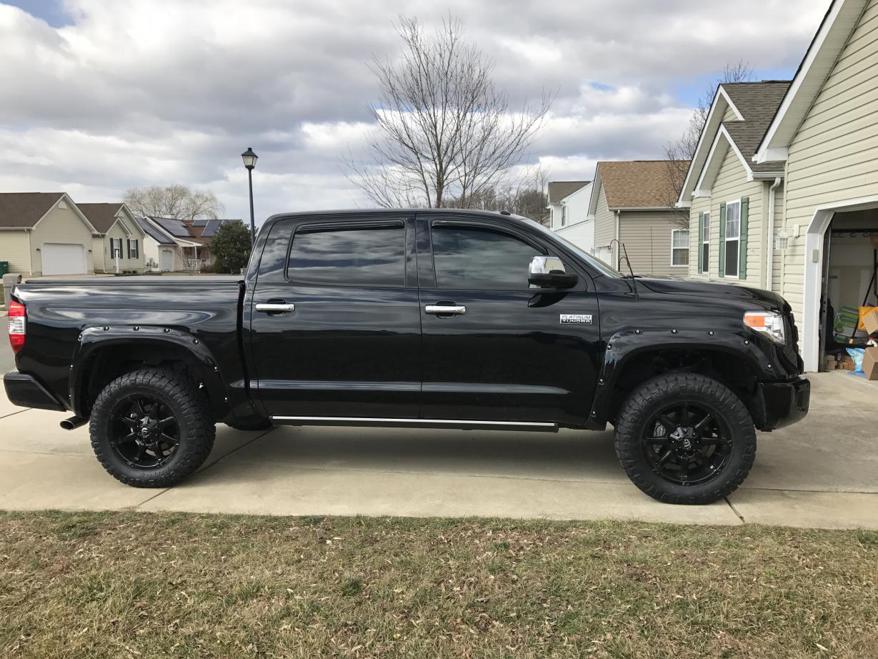 photo 2 Toyota Tundra custom wheels   20x9.0, ET +20, tire size 295/60 R20. x ET