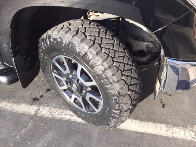 photo 2 Toyota Tundra custom wheels   18x, ET , tire size 275/70 R18. x ET 