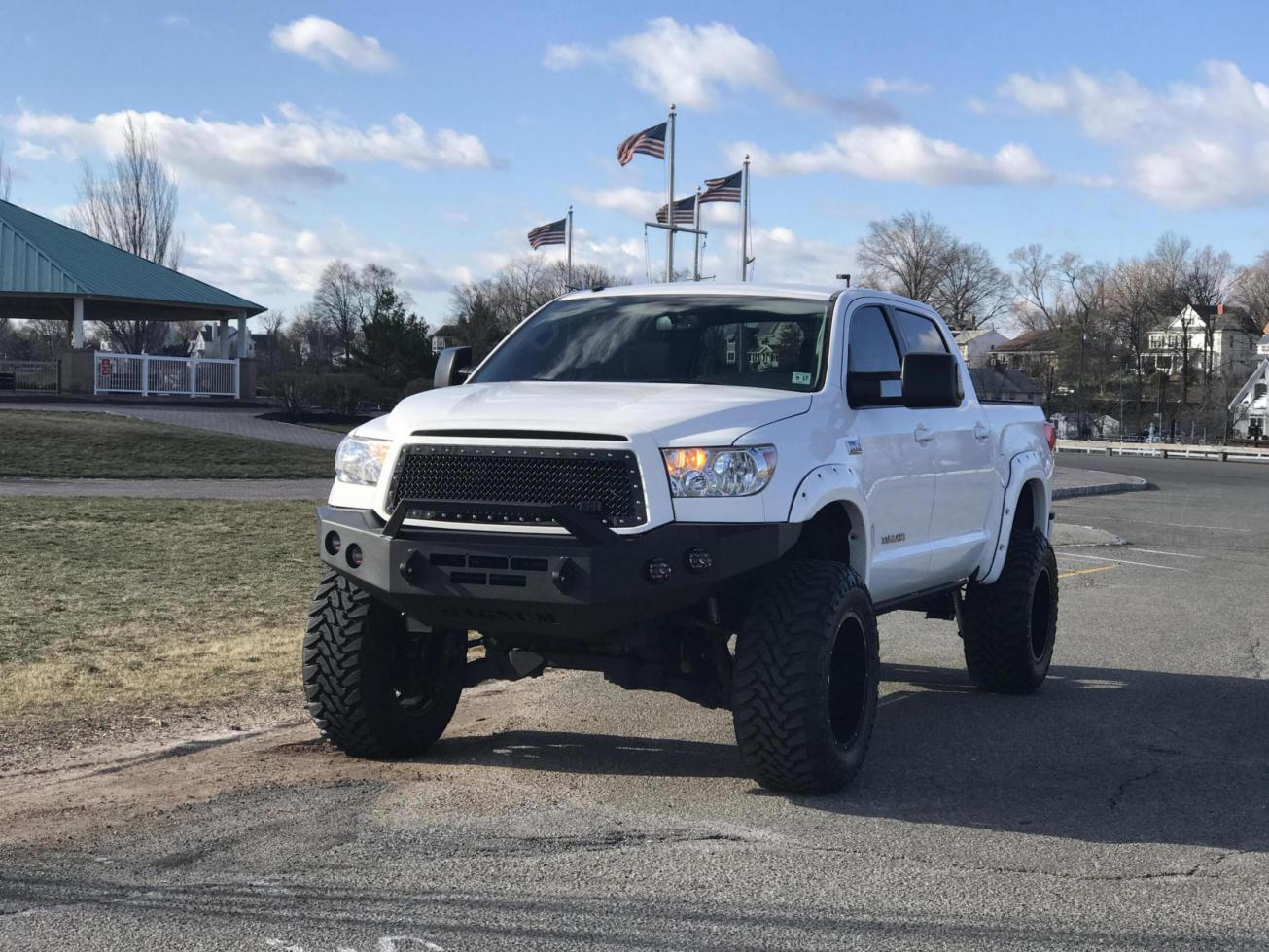 photo 1 Toyota Tundra custom wheels   20x12.0, ET -44, tire size 37X13.5 R20. x ET