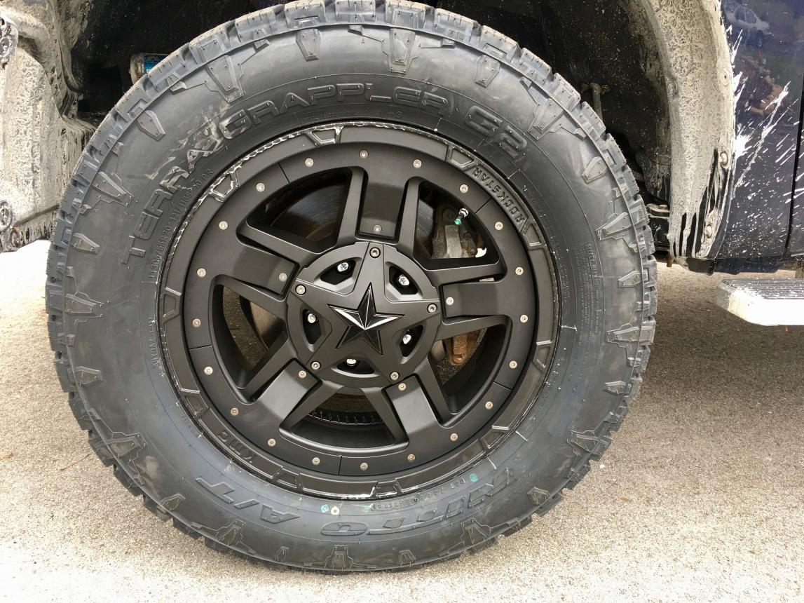 photo 2 Toyota Tundra custom wheels   20x9.0, ET +25, tire size 305/55 R20. x ET