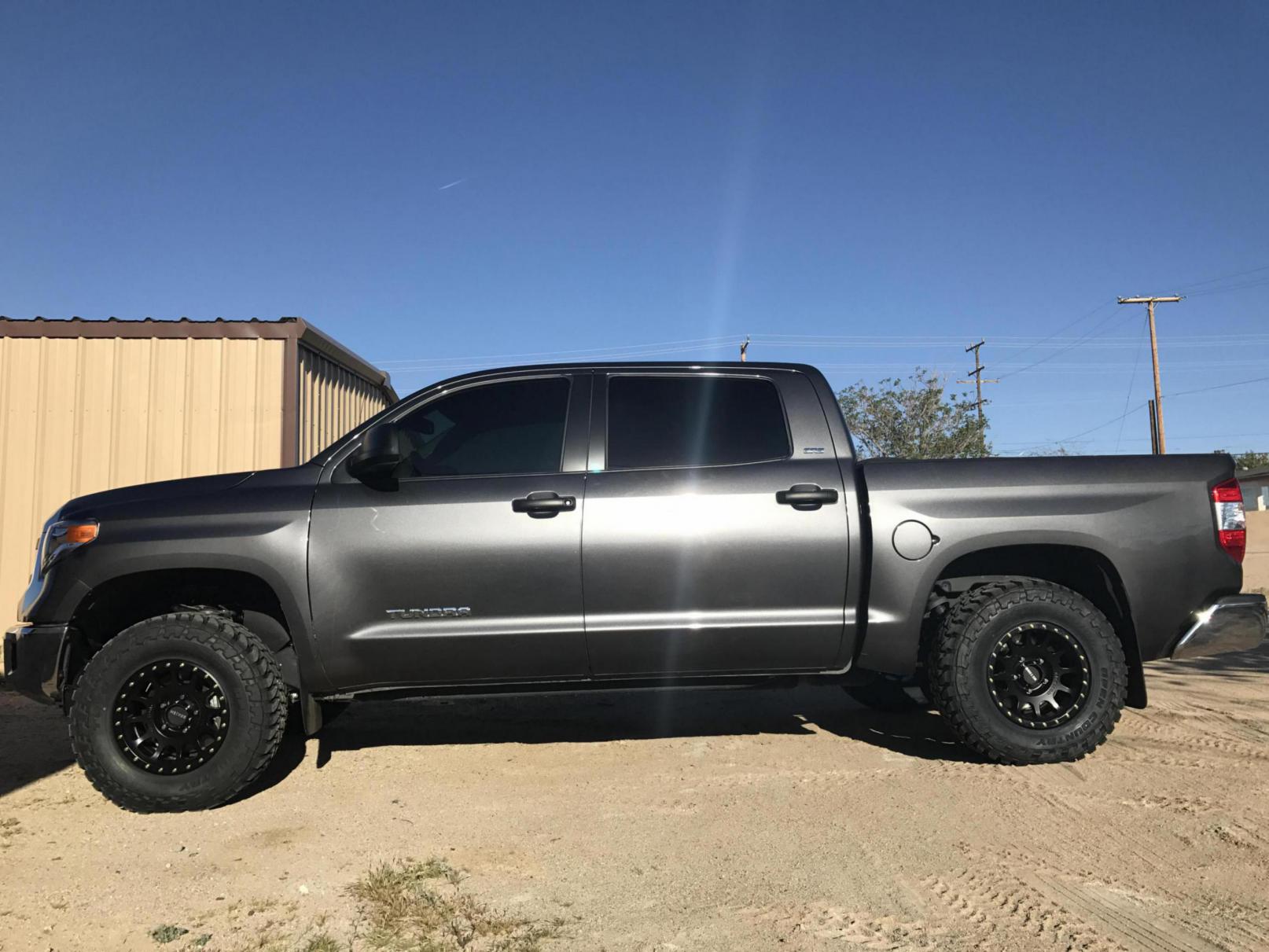 photo 3 Toyota Tundra custom wheels   17x8.5, ET , tire size 33X12.5 R17. x ET