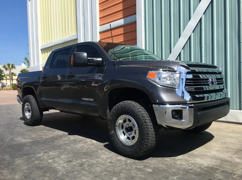 photo 7 Toyota Tundra custom wheels Trail Ready  17x8.0, ET 0, tire size 295/70 R17. x ET 