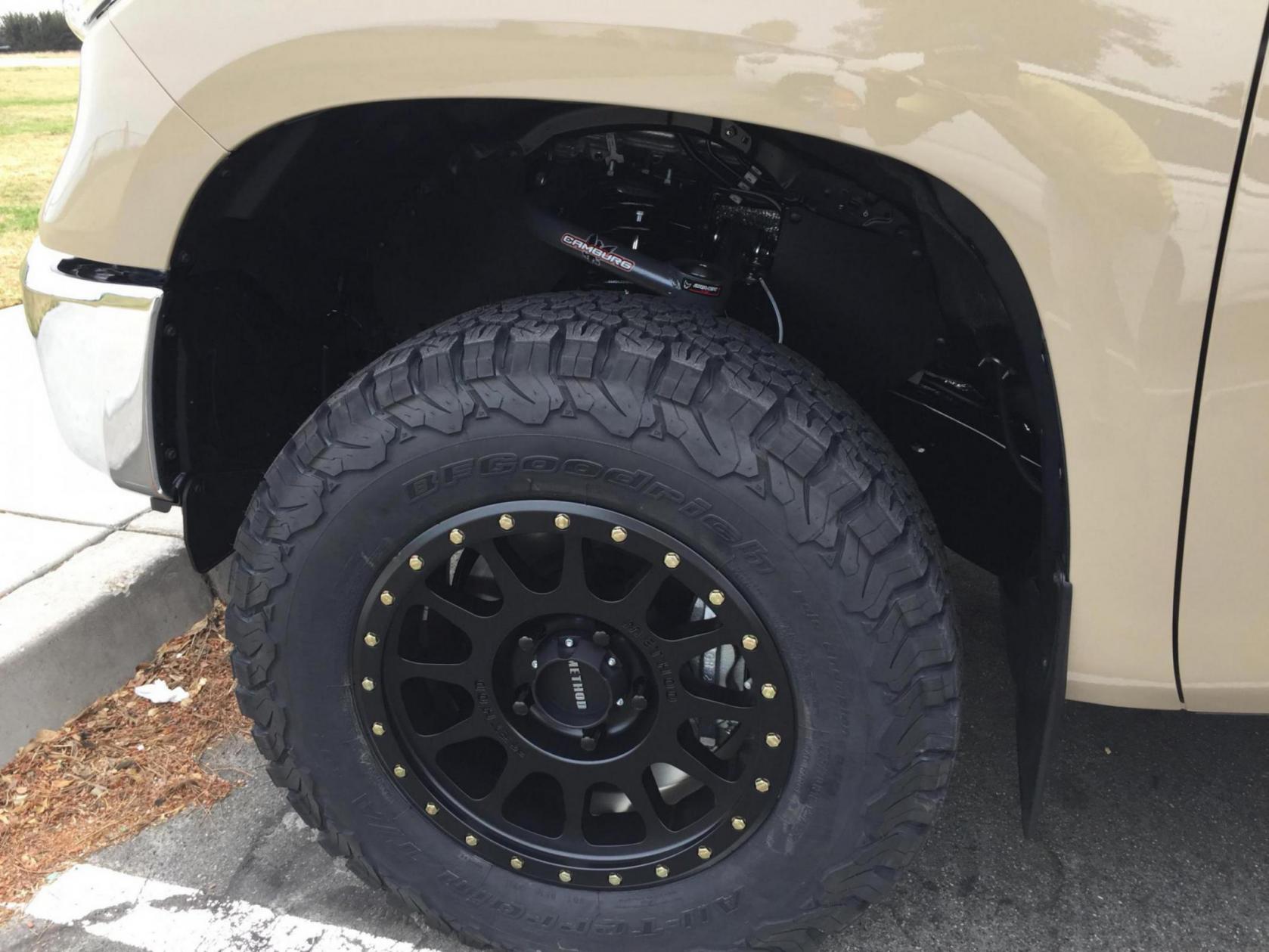 photo 2 Toyota Tundra custom wheels  Black Method 18x9.0, ET , tire size 275/70 R18. x ET 