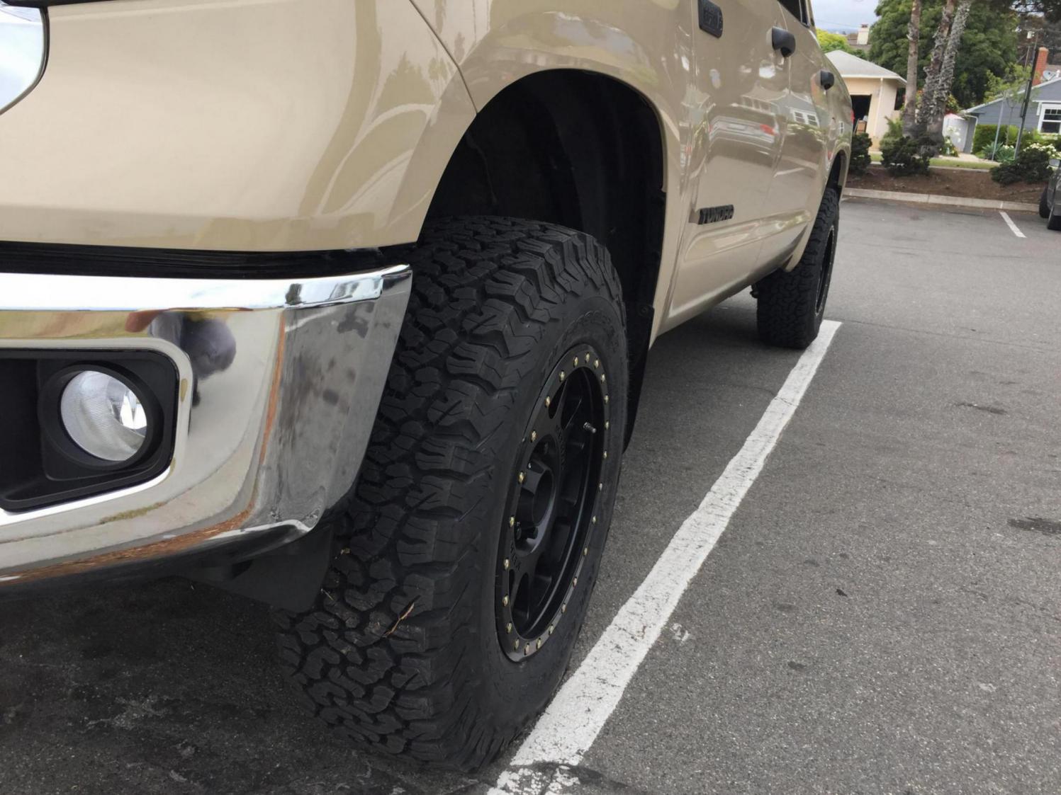 photo 3 Toyota Tundra custom wheels  Black Method 18x9.0, ET , tire size 275/70 R18. x ET 