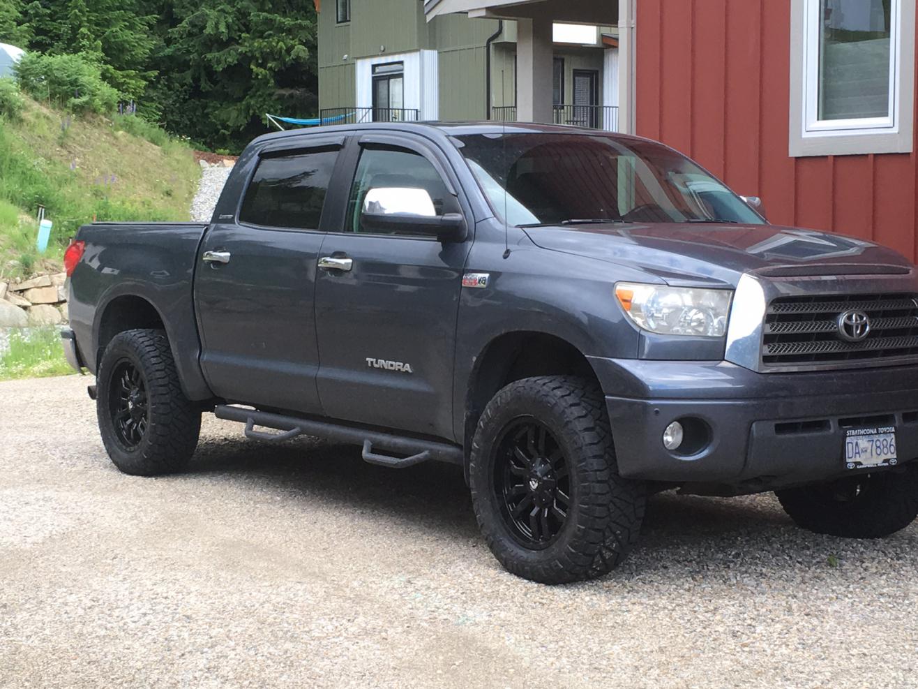 photo 1 Toyota Tundra custom wheels   20x9.0, ET +20, tire size 295/60 R20. x ET