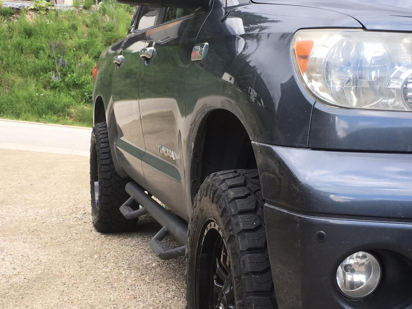 photo 2 Toyota Tundra custom wheels   20x9.0, ET +20, tire size 295/60 R20. x ET