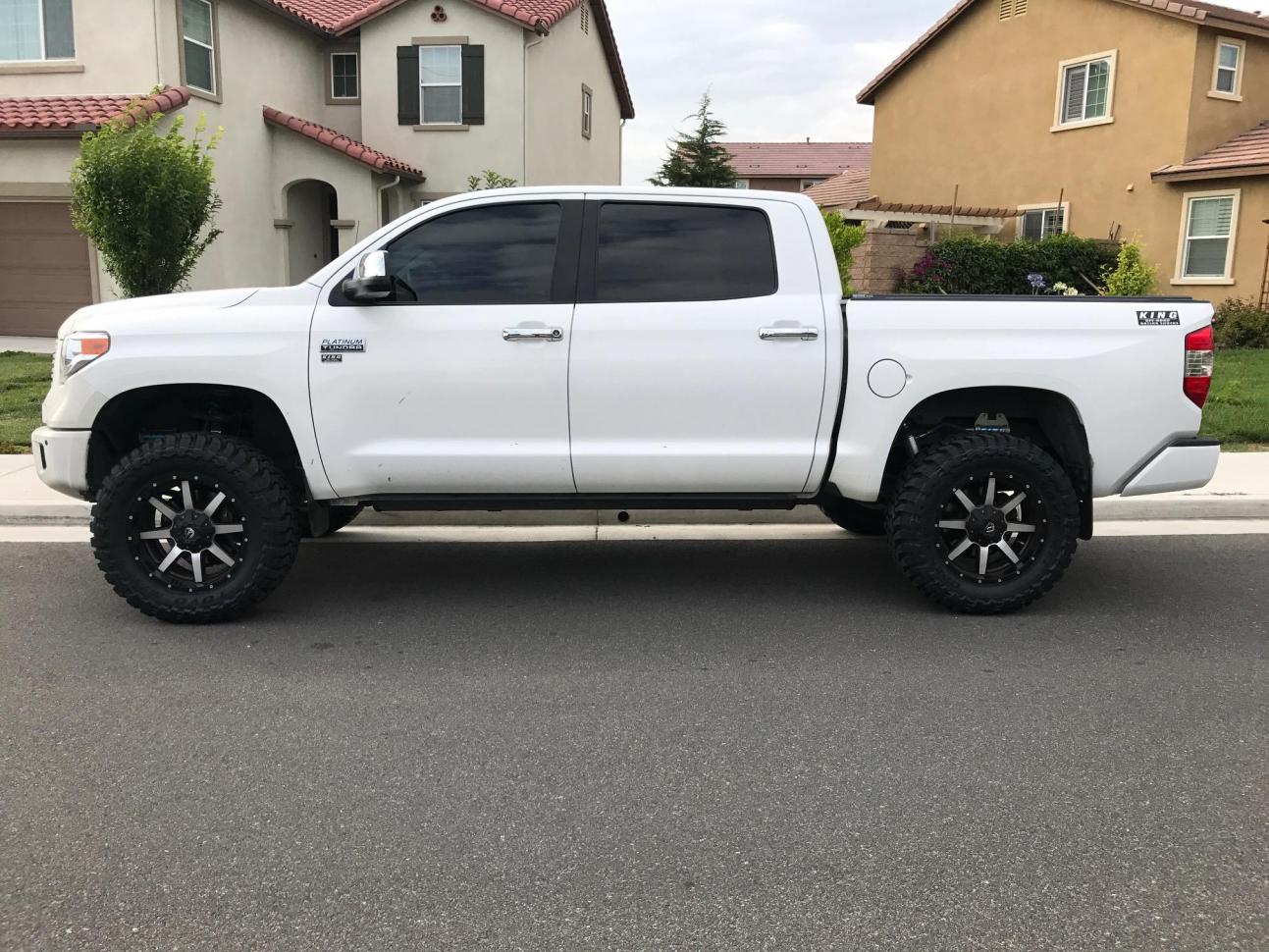 photo 1 Toyota Tundra custom wheels   20x9.0, ET , tire size 35X12.5 R20. x ET