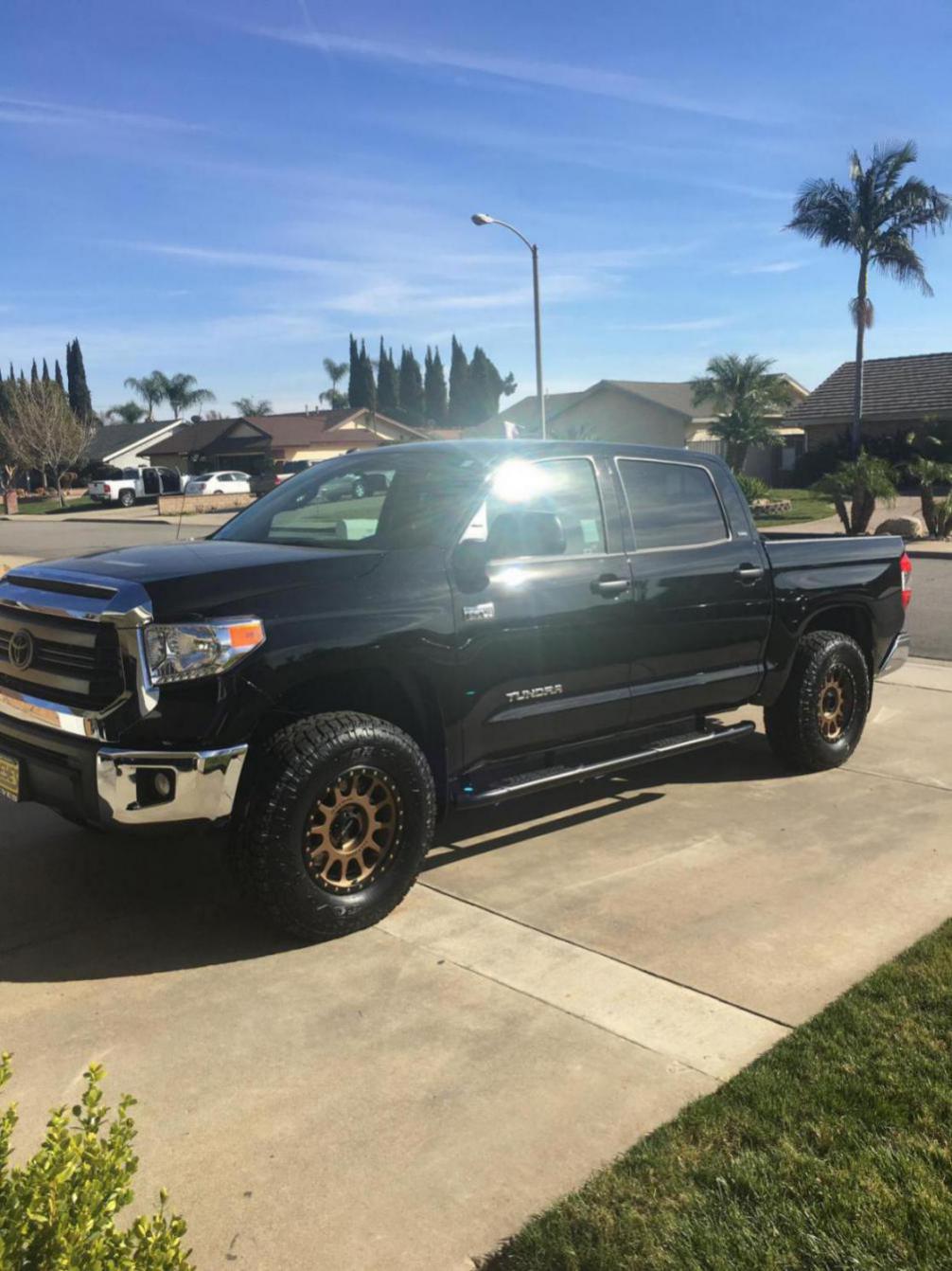 photo 1 Toyota Tundra custom wheels   x, ET , tire size X R. x ET 
