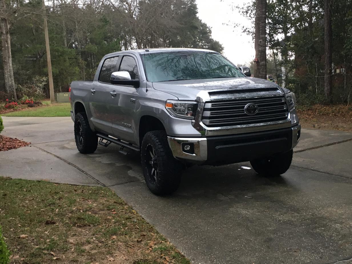 photo 1 Toyota Tundra custom wheels   20x9.0, ET +20, tire size 295/60 R20. x ET