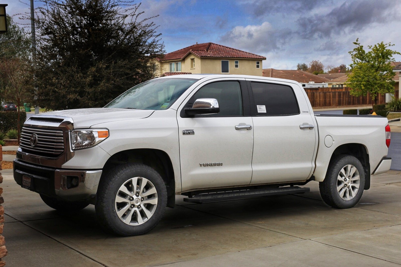 photo 1 Toyota Tundra custom wheels  rims 69533 20x8.0, ET , tire size 275/60 R20. x ET