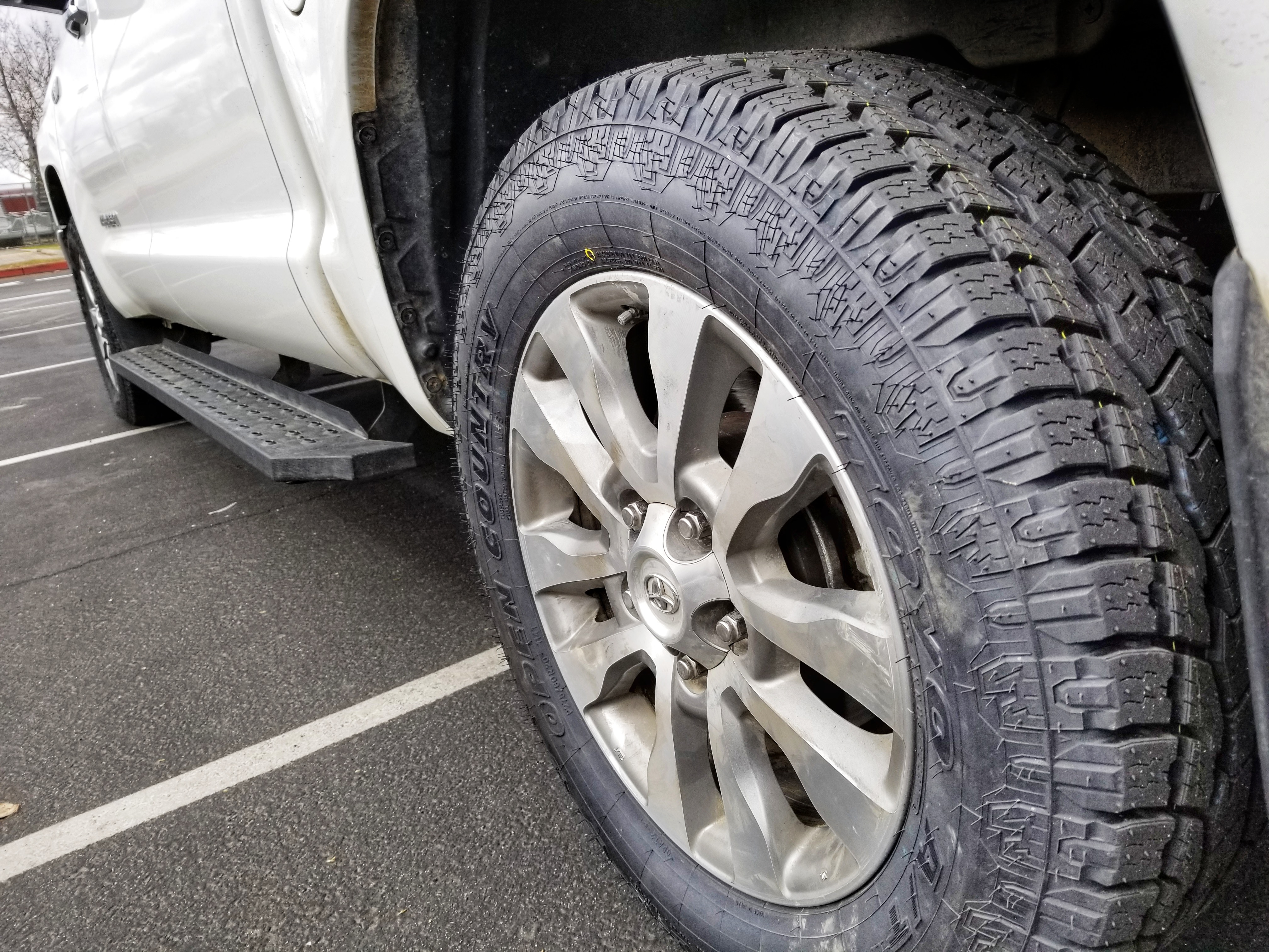 photo 3 Toyota Tundra custom wheels  rims 69533 20x8.0, ET , tire size 275/60 R20. x ET