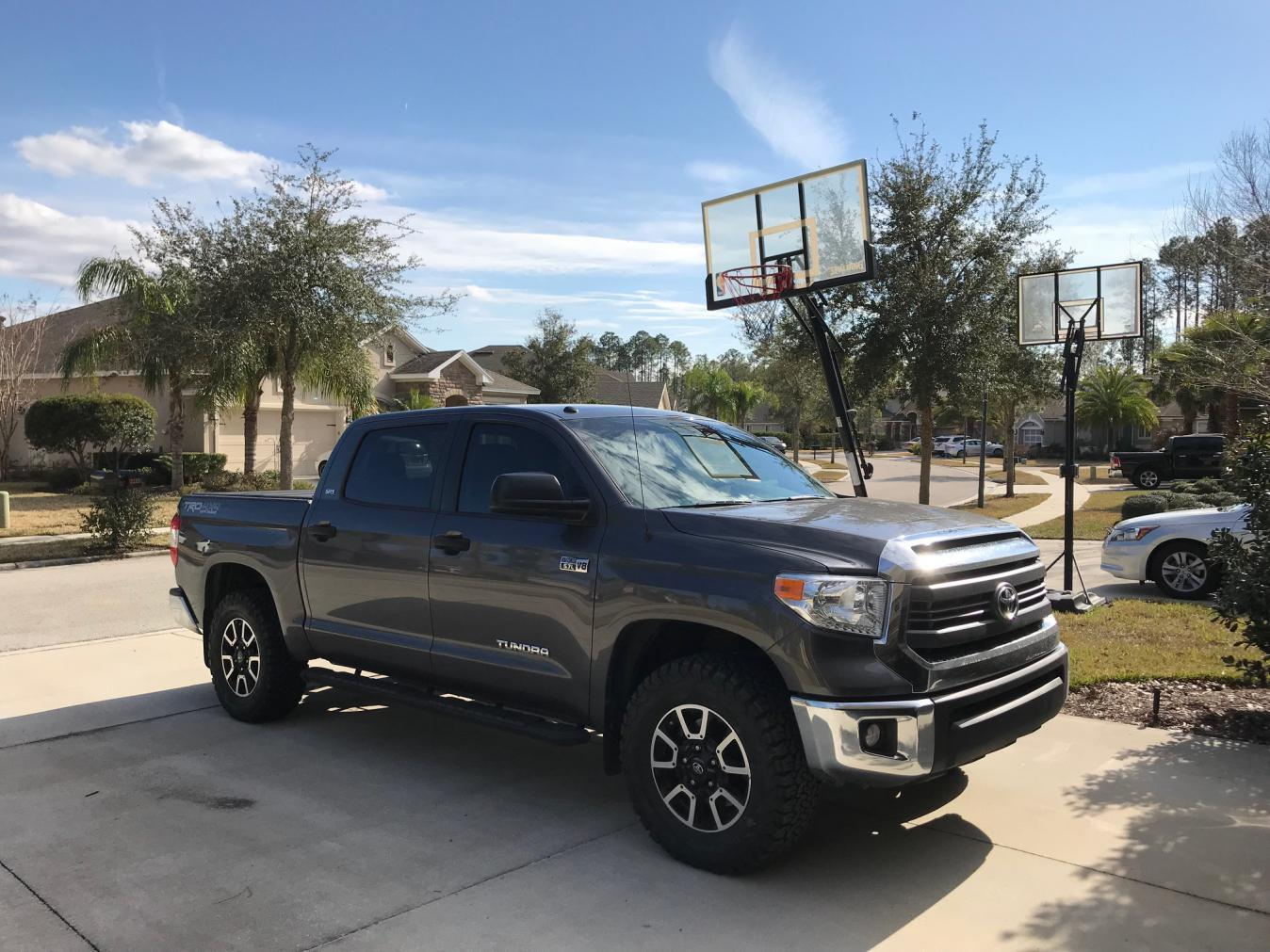 photo 2 Toyota Tundra custom wheels   18x, ET , tire size 305/65 R18. x ET 