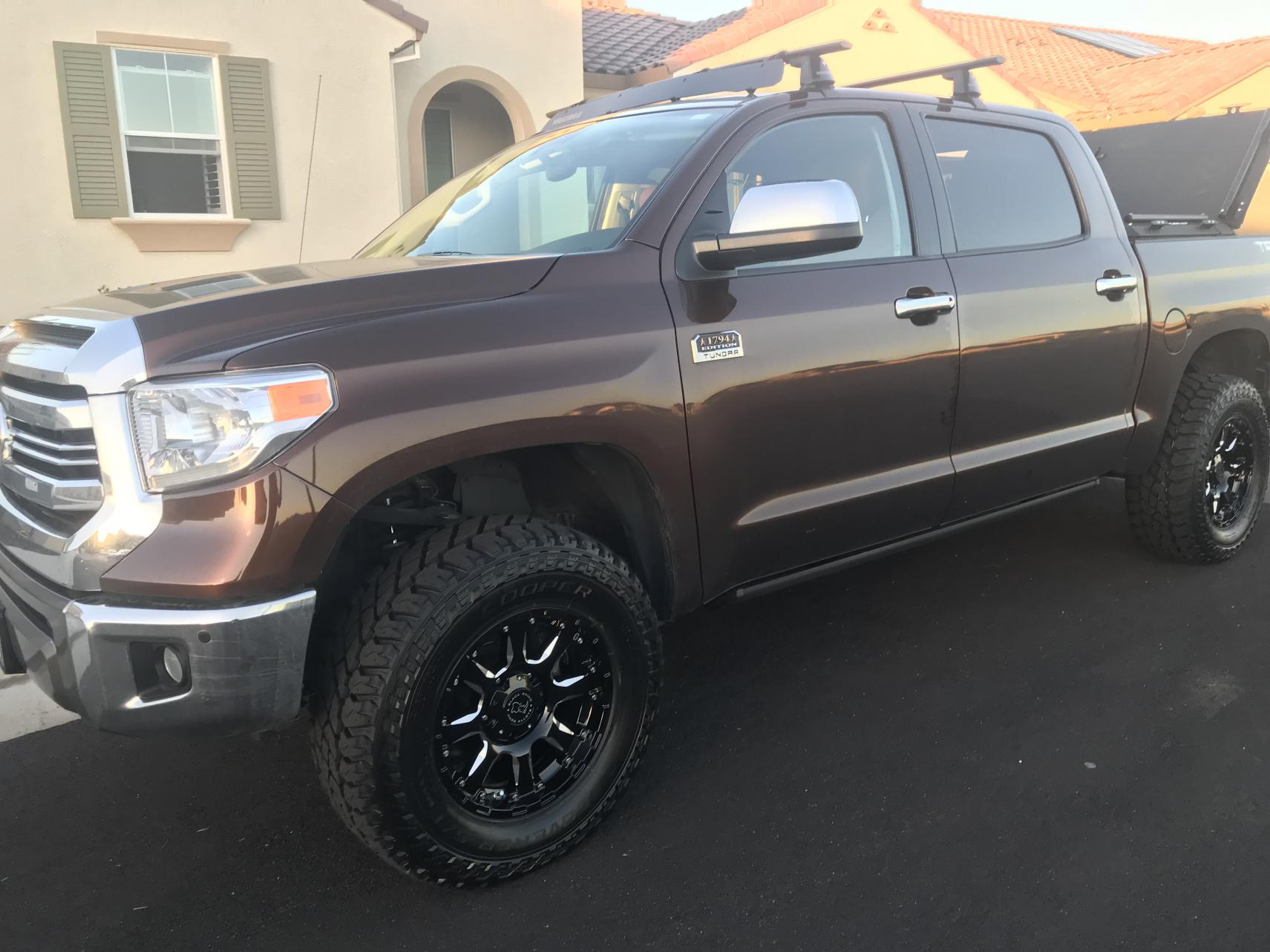 photo 3 Toyota Tundra custom wheels   18x9.0, ET , tire size 295/70 R18. x ET
