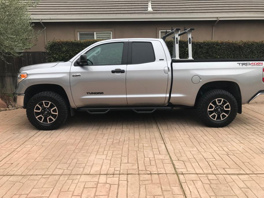 photo 1 Toyota Tundra custom wheels   18x, ET , tire size 285/70 R18. x ET