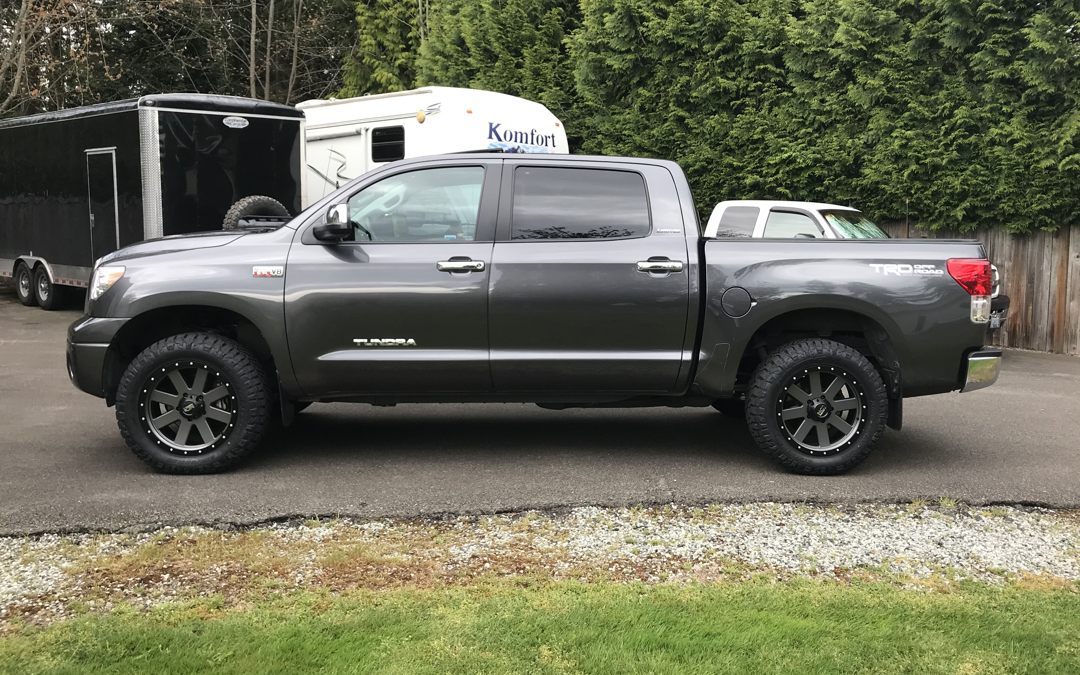photo 1 Toyota Tundra custom wheels 134MG 20x9.0, ET +18, tire size 275/60 R20. x ET
