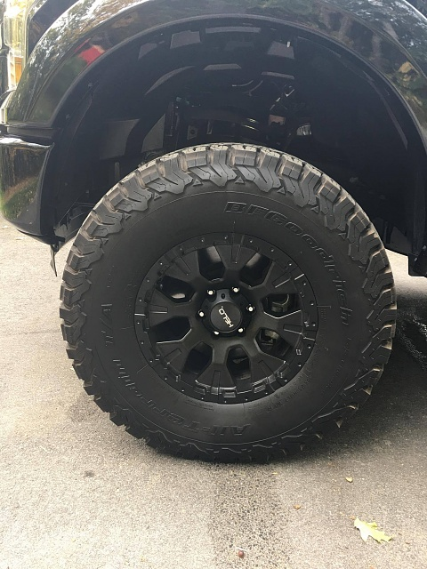 photo 1 Ford F-150 custom wheels 17x, ET -12, tire size 35X R17. x ET