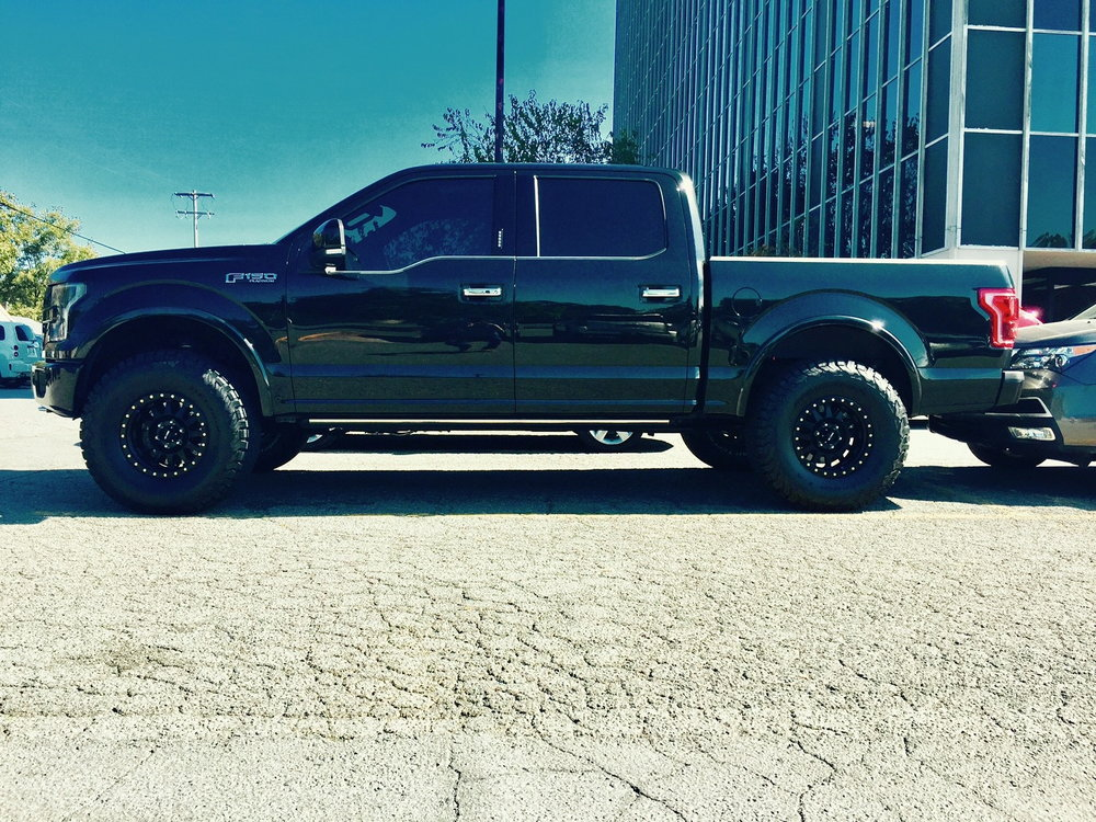 photo 1 Ford F-150 custom wheels   17x8.5, ET 0, tire size 37X12.5 R17. x ET 