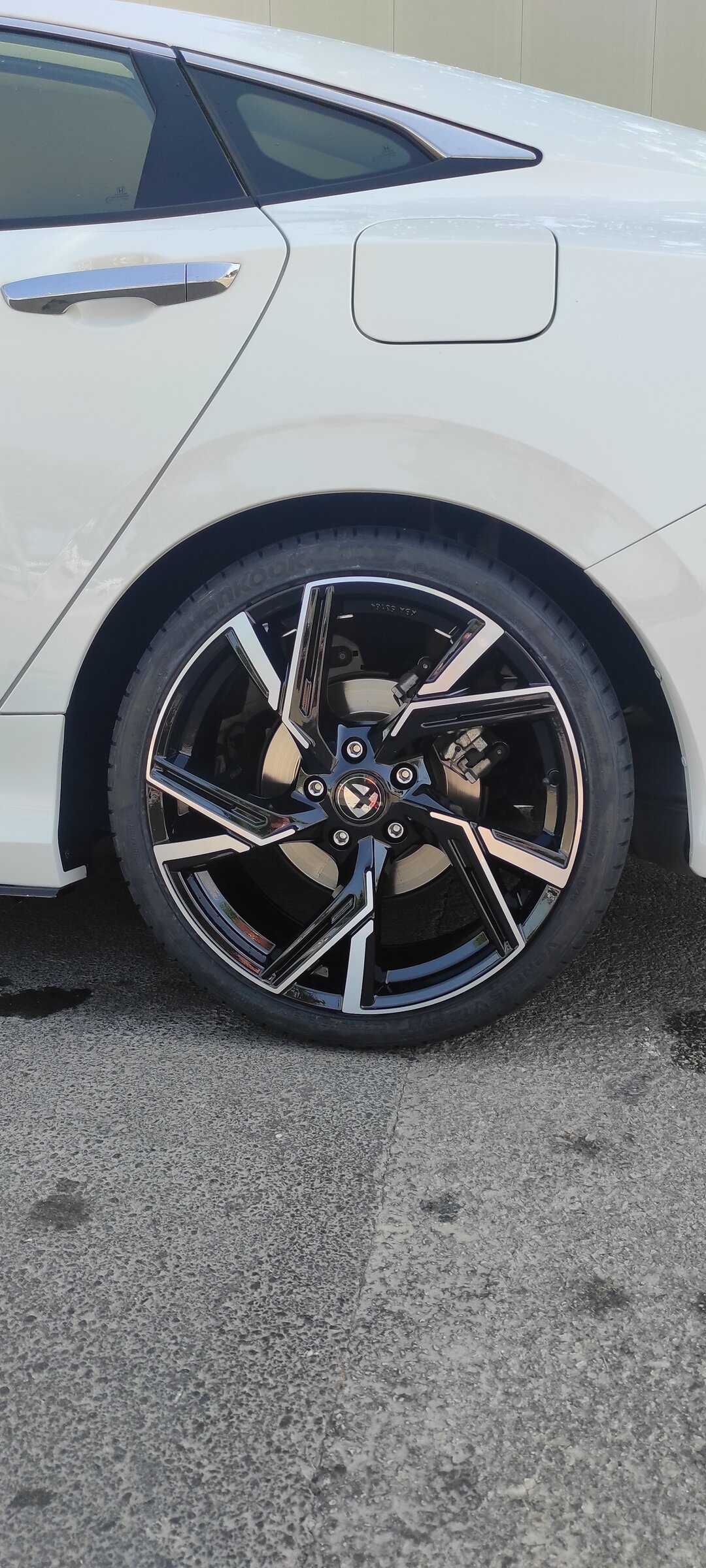 photo 3 Honda Civic custom wheels AR1 19x8.5, ET +45, tire size 235/35 R19. x ET