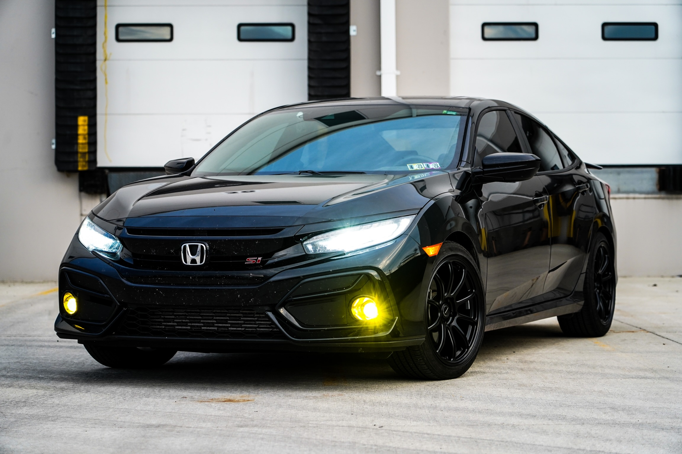 photo 1 Honda Civic custom wheels   18x8.5, ET +35, tire size 235/40 R18. x ET