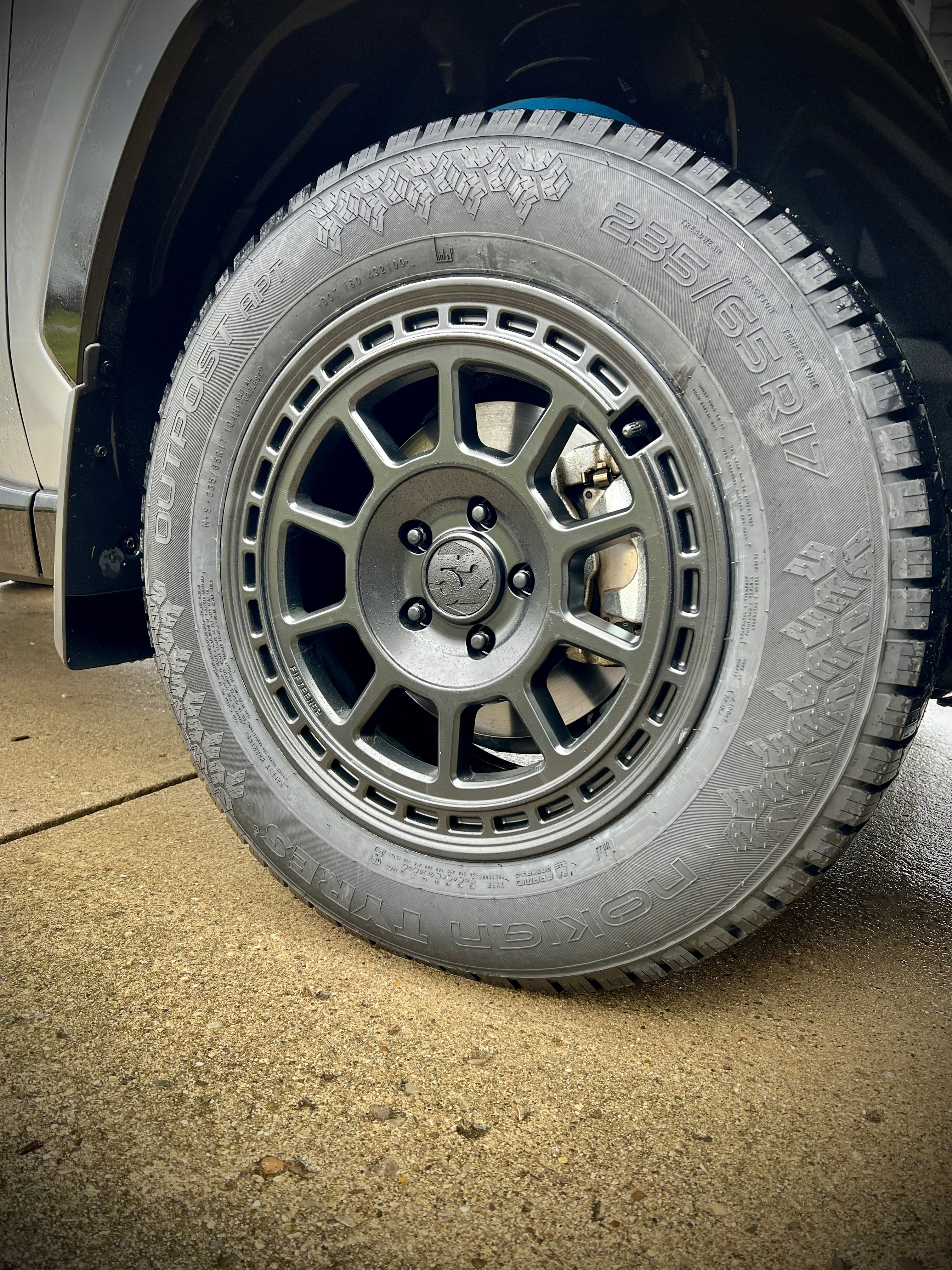 photo 3 Toyota RAV4 custom wheels  Traverse MX 17x8.0, ET , tire size 235/65 R17. x ET