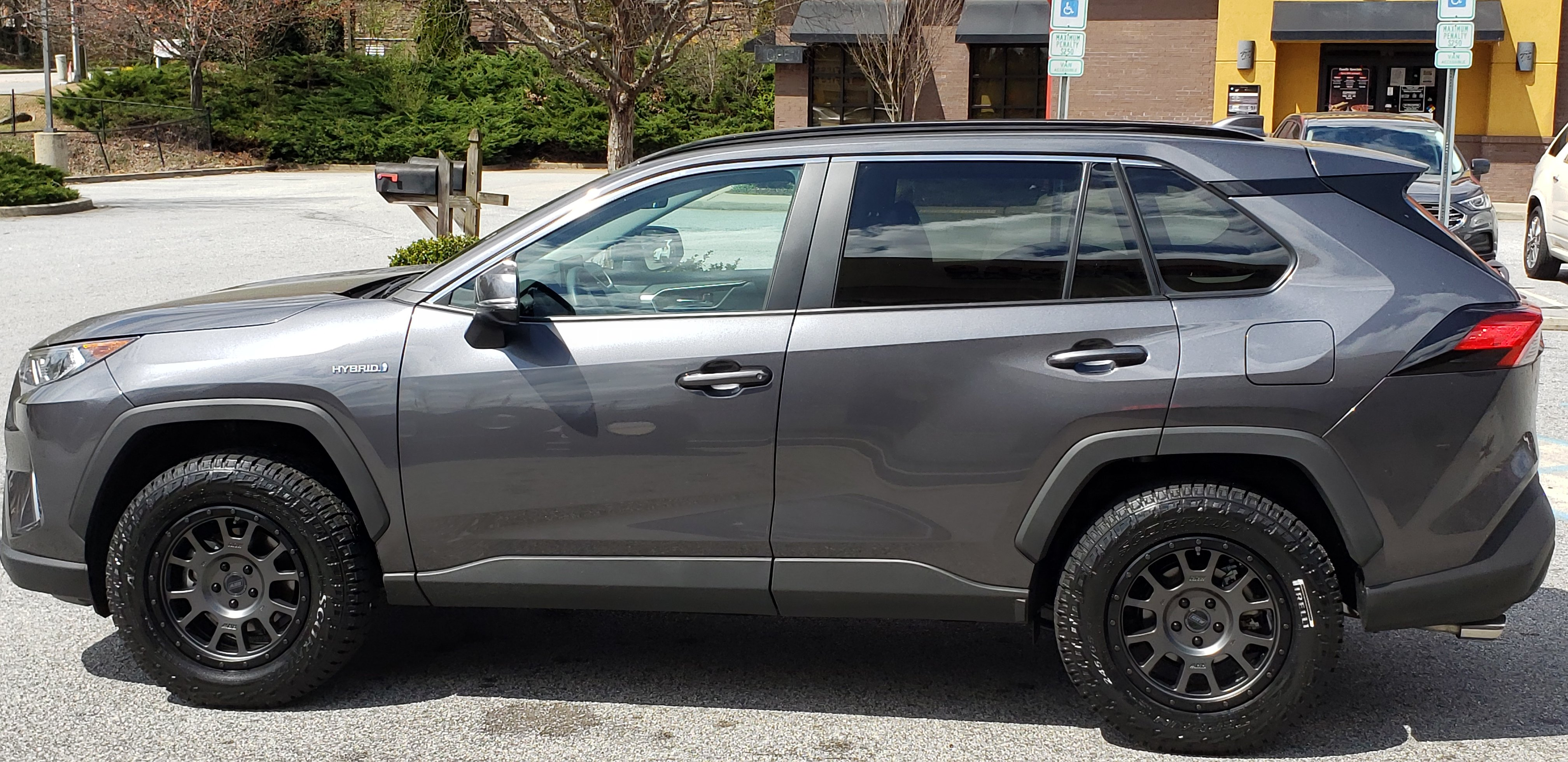 photo 1 Toyota RAV4 Hybrid custom wheels 17x8.0, ET +28, tire size 245/65 R17. x ET