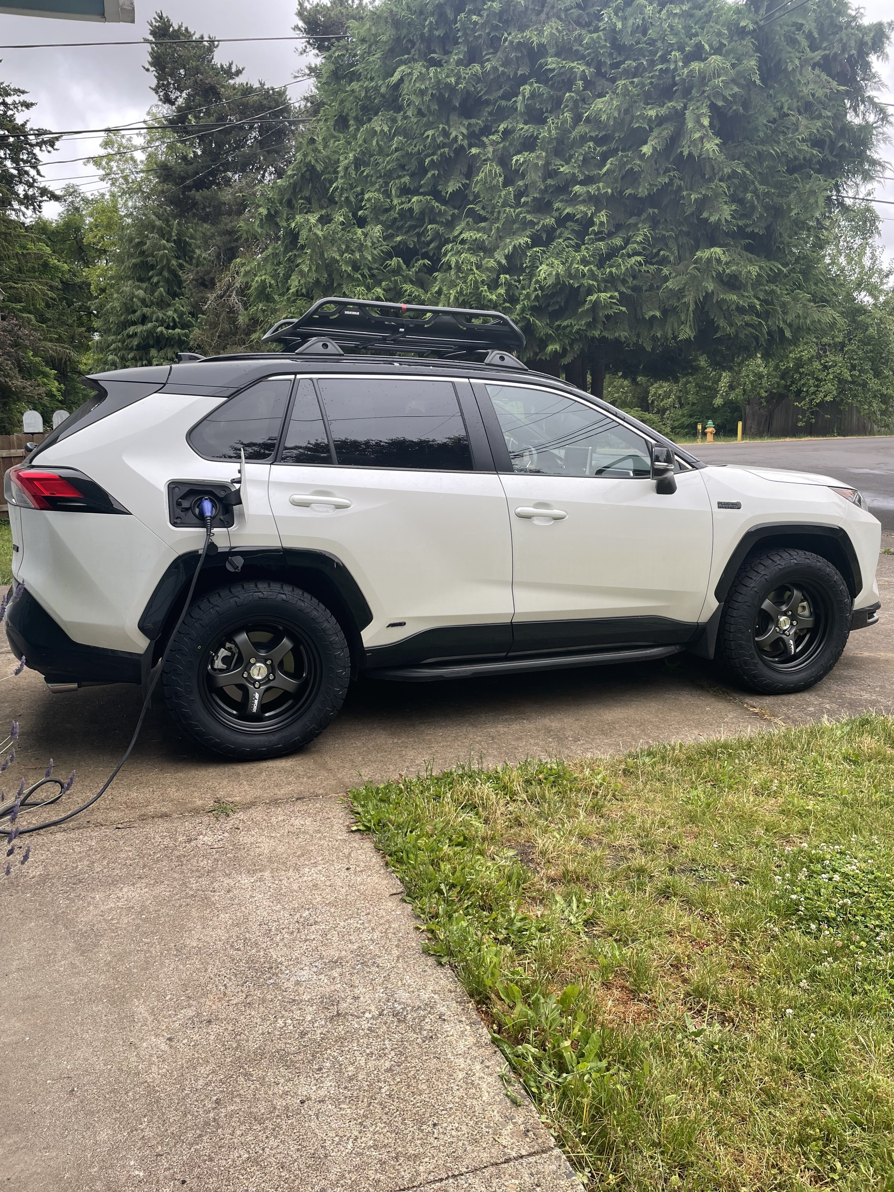 photo 1 Toyota RAV4 Hybrid custom wheels   18x8.0, ET +8, tire size 255/60 R18. x ET