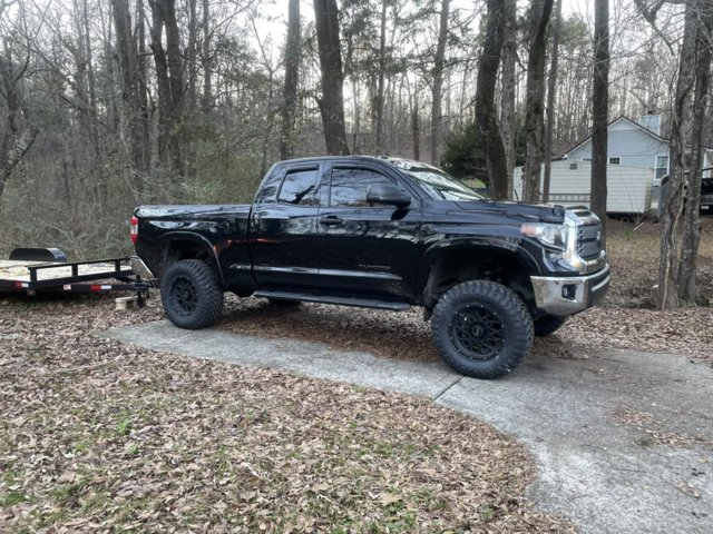 photo 1 Toyota Tundra custom wheels   18x9.0, ET +12, tire size 35X12.5 R18. x ET