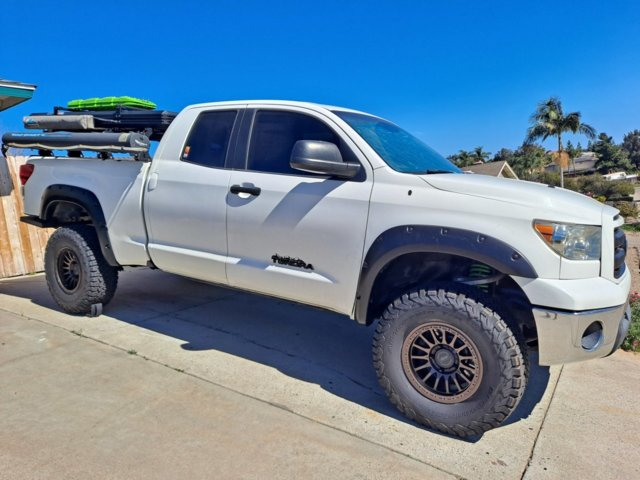 photo 1 Toyota Tundra custom wheels Race Relation   RR7-H 17x, ET 0, tire size 35X12.5 R17. x ET