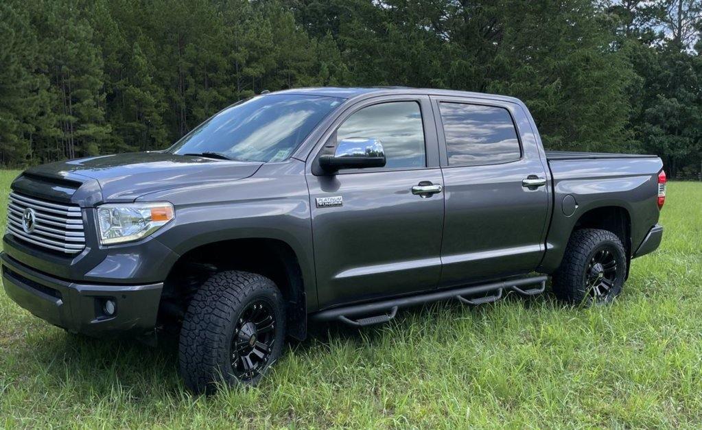 photo 2 Toyota Tundra custom wheels   18x9.0, ET +18, tire size 275/65 R18. x ET