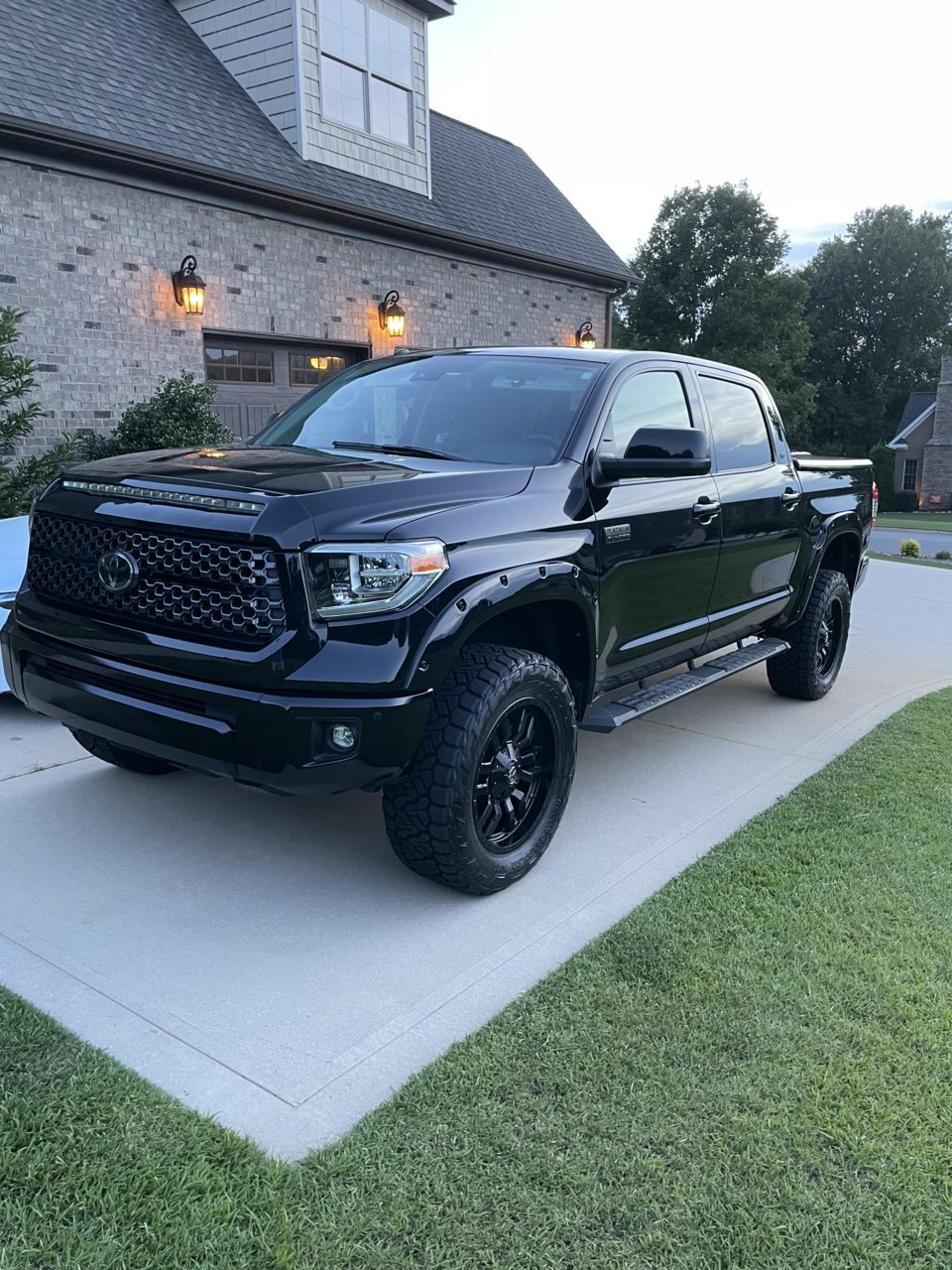 photo 1 Toyota Tundra custom wheels   20x, ET +20, tire size 295/60 R20. x ET