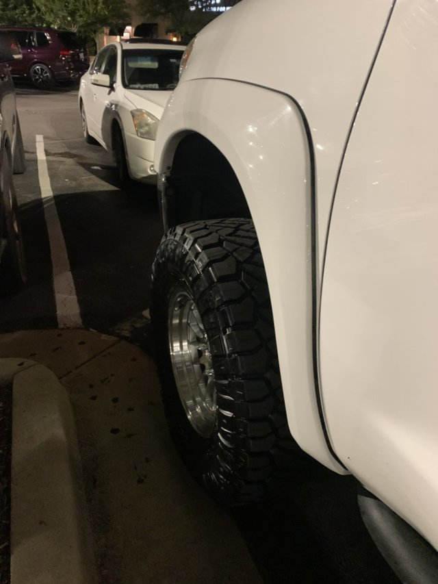 photo 2 Toyota Tundra custom wheels  Dakar 17x9.0, ET 0, tire size 35X R17. x ET