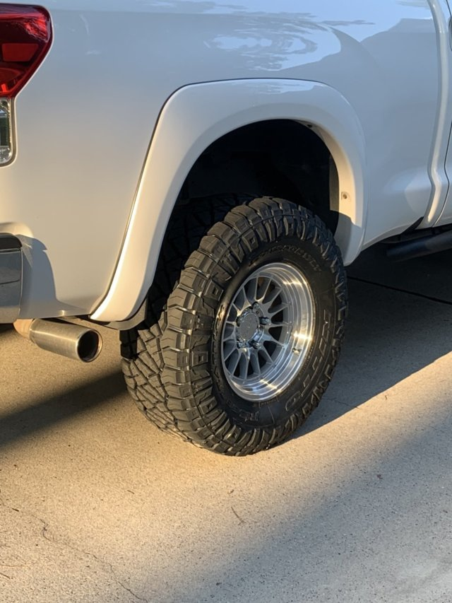 photo 3 Toyota Tundra custom wheels  Dakar 17x9.0, ET 0, tire size 35X R17. x ET