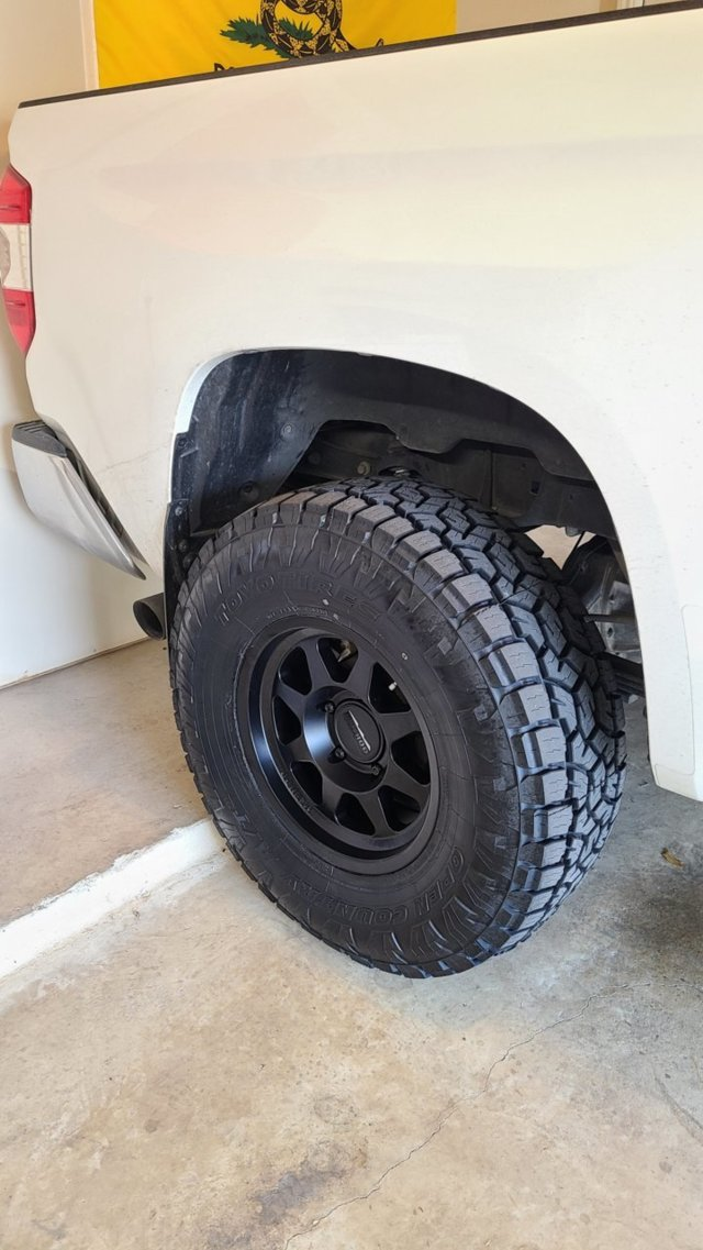 photo 4 Toyota Tundra custom wheels   17x, ET 0, tire size 35X12.5 R17. x ET