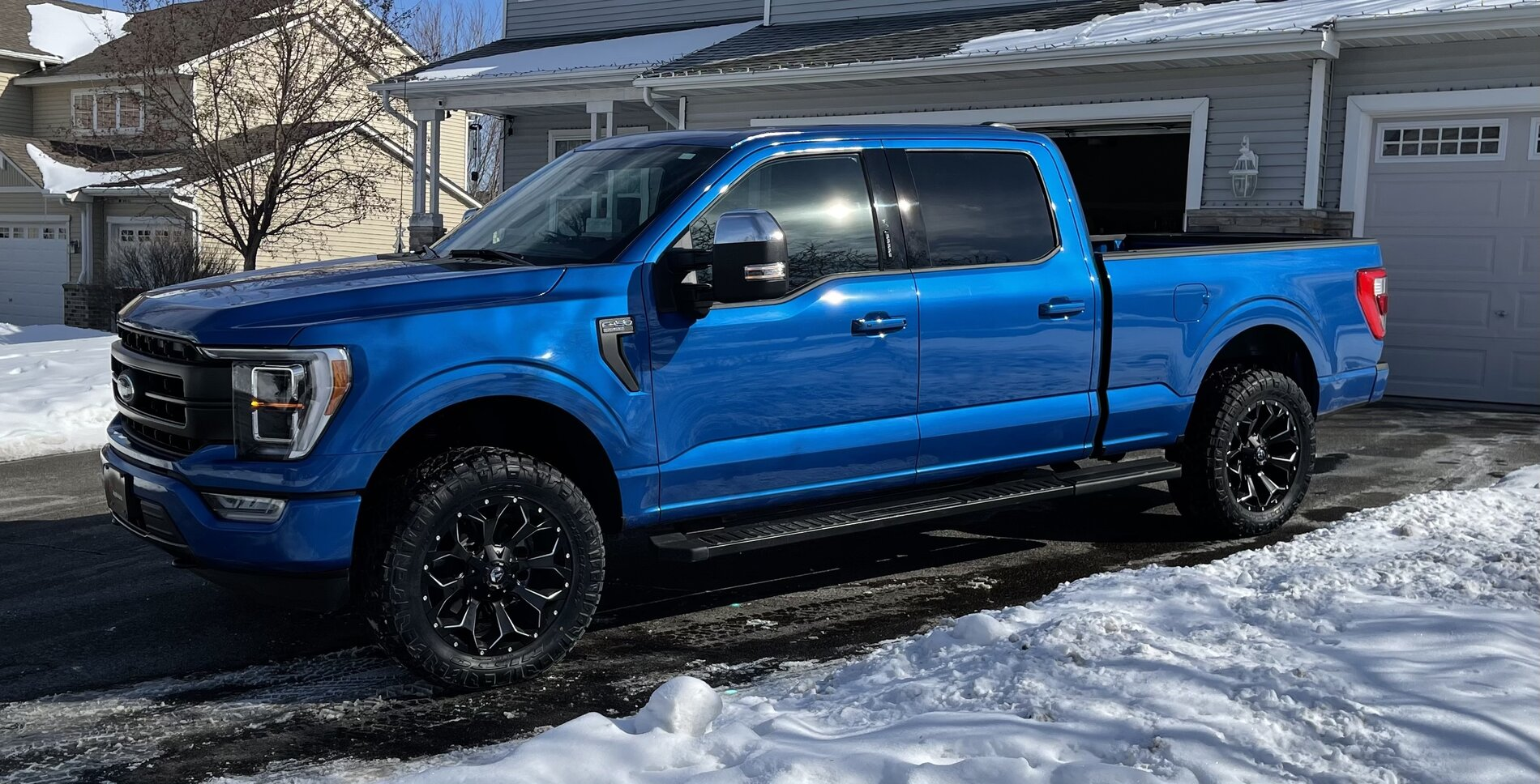 photo 1 Ford F-150 custom wheels   20x9.0, ET 0, tire size 33X12.5 R20. x ET