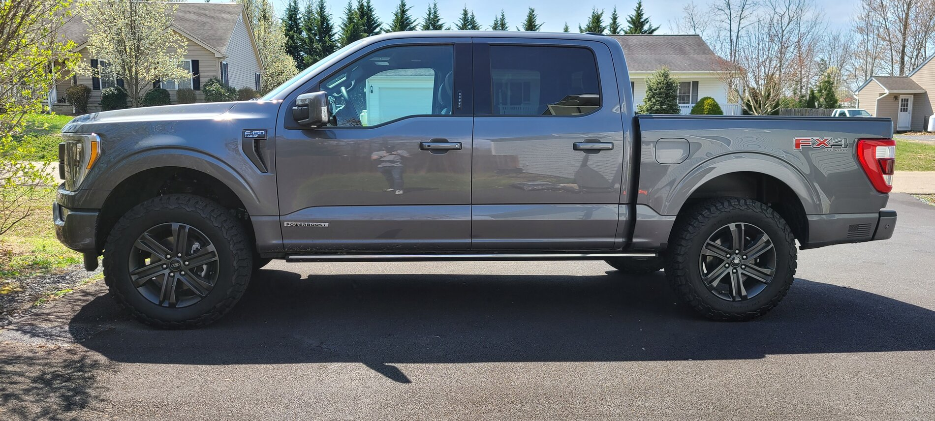 photo 1 Ford F-150 custom wheels FACTORY STOCK WHEELS RIMS Free Caps 20x, ET , tire size 285/65 R20. x ET