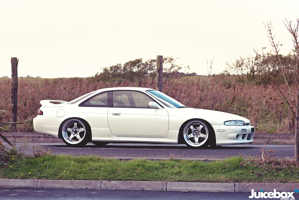 photo 1 Nissan S14 custom wheels ROTA  P45R 17x9.0, ET +25, tire size 235/45 R17. 17x9.5 ET+30 245/45 R17