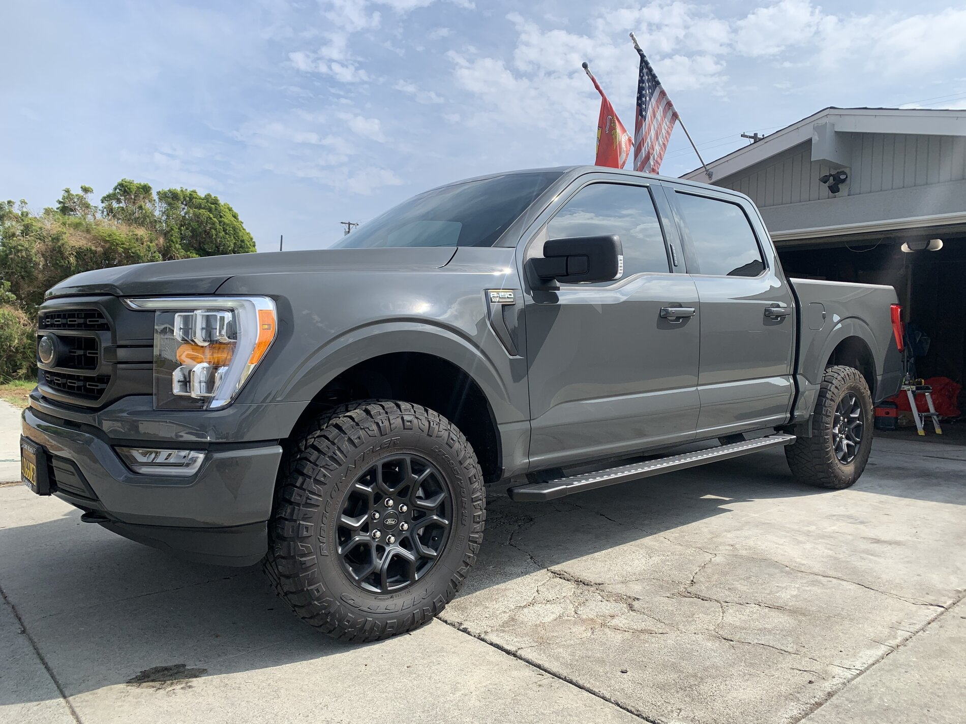 photo 1 Ford F-150 custom wheels   18x, ET , tire size 295/70 R18. x ET