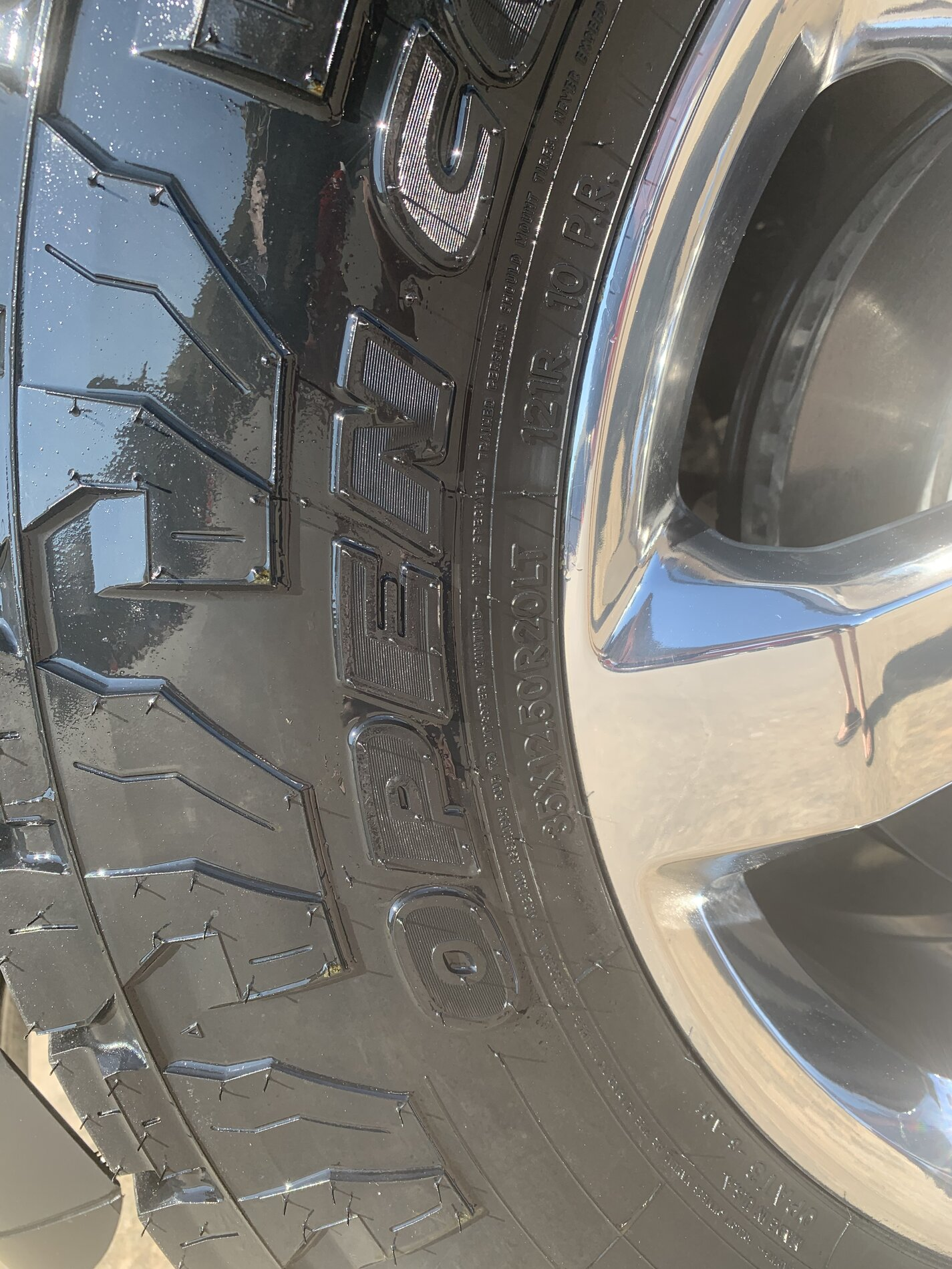 photo 3 Ford F-150 custom wheels   20x, ET , tire size 35X12.5 R20. x ET