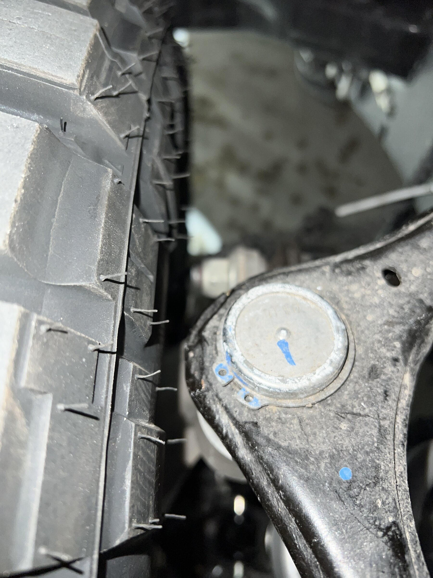 photo 2 Ford F-150 custom wheels   20x, ET , tire size 295/60 R20. x ET