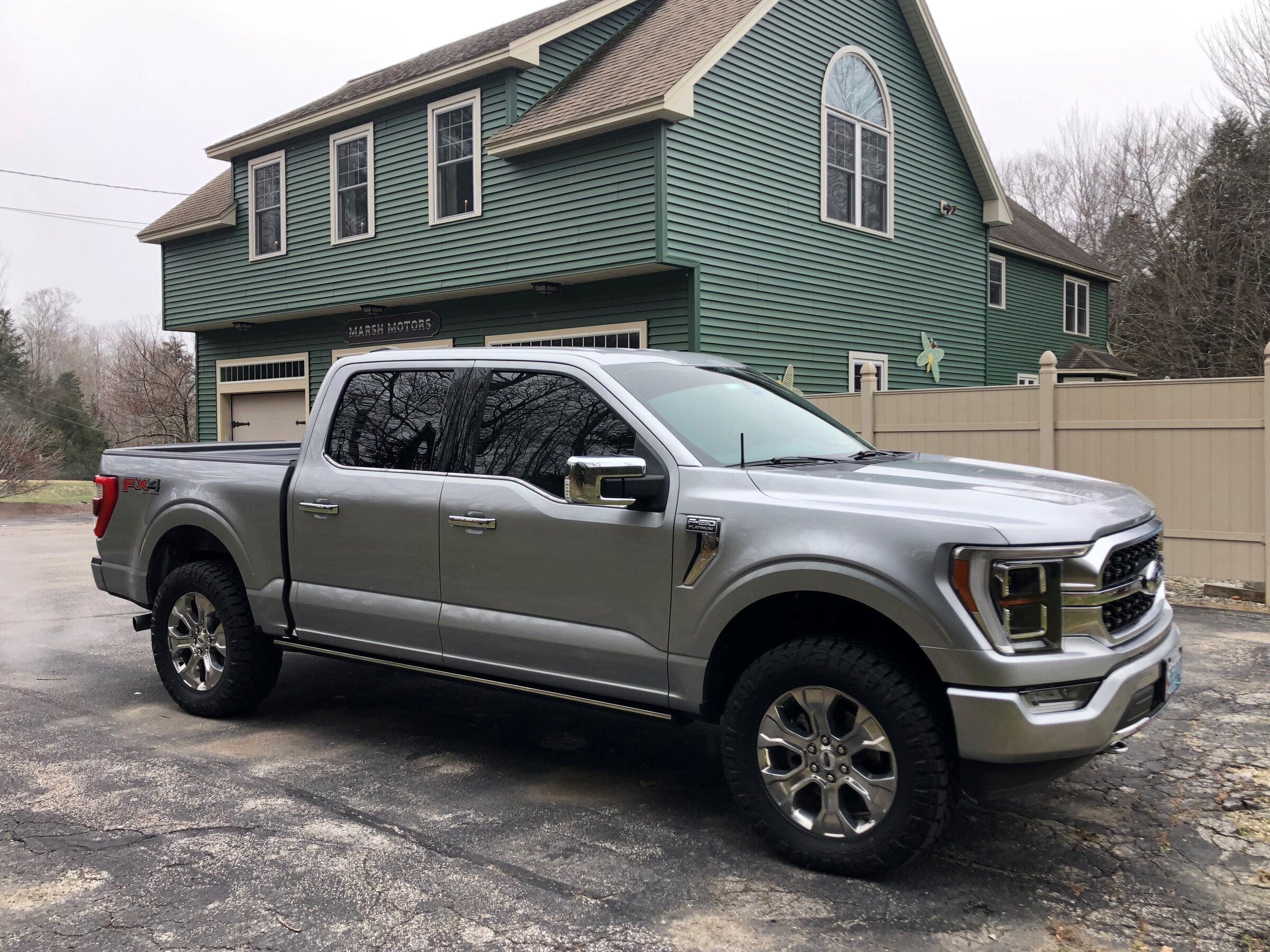 photo 2 Ford F-150 custom wheels   20x, ET , tire size 295/60 R20. x ET 