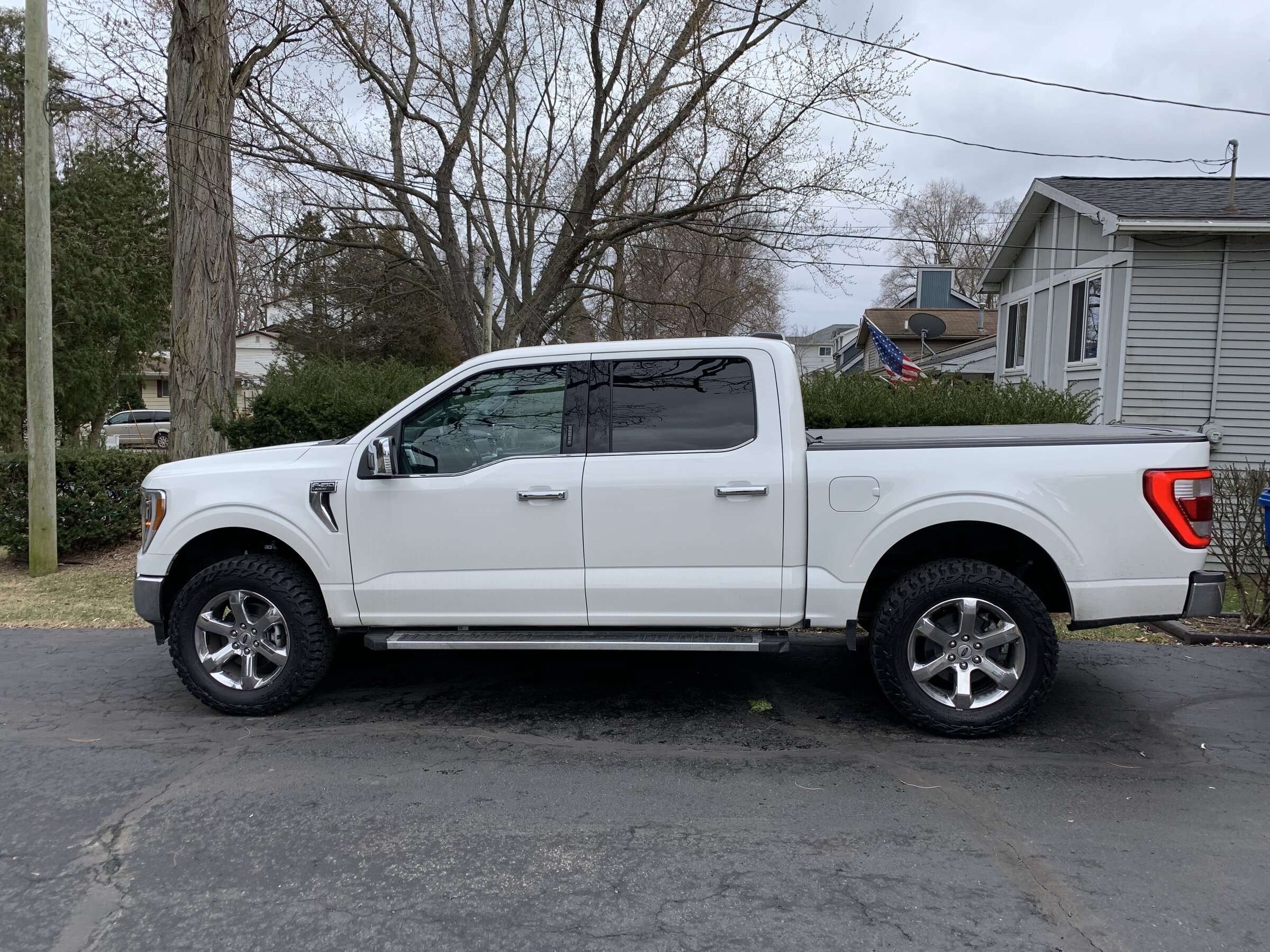 photo 1 Ford F-150 custom wheels 20x, ET , tire size 295/60 R20. x ET