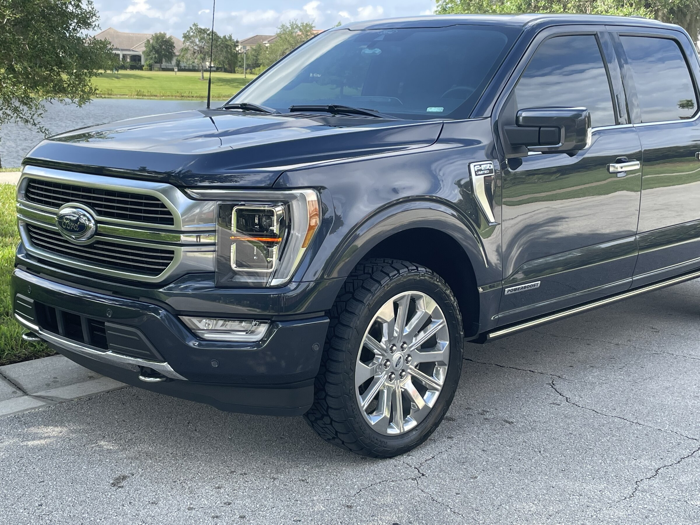 photo 1 Ford F-150 custom wheels 22x, ET , tire size 285/45 R22. x ET